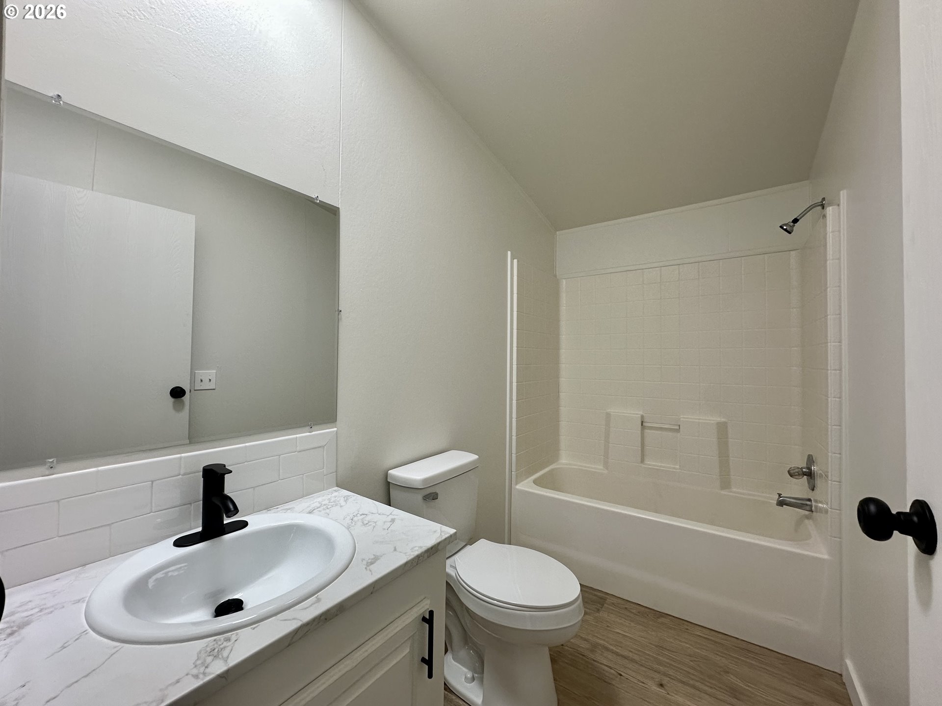 105 Columbia Ave Property Photo 25