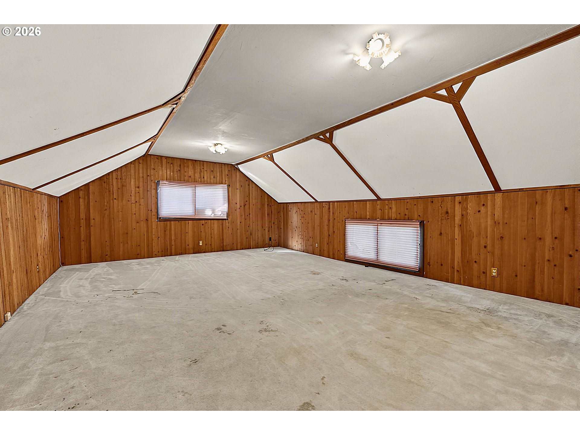 1610 Cal Young Rd Property Photo 32