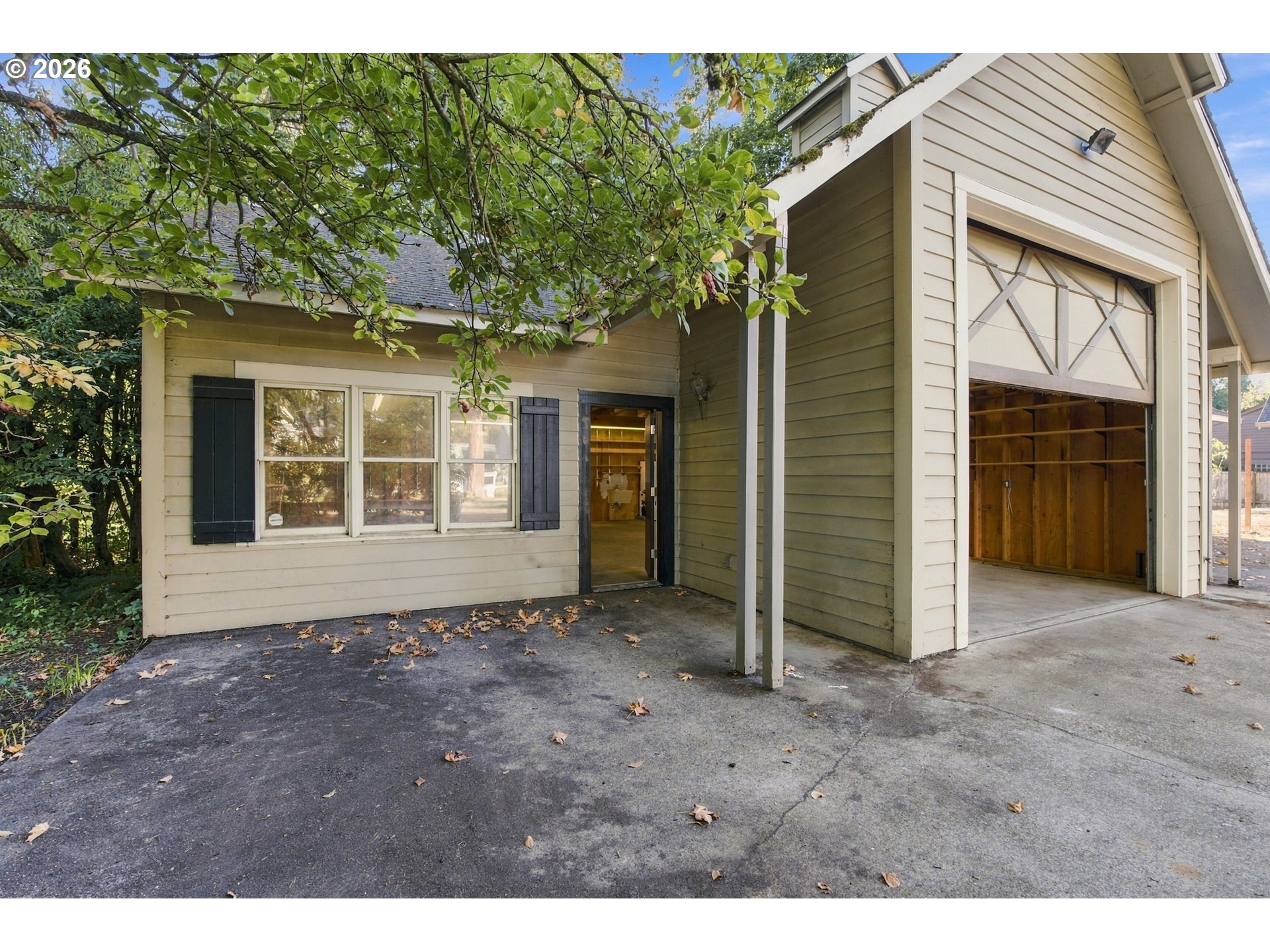 1610 Cal Young Rd Property Photo 41