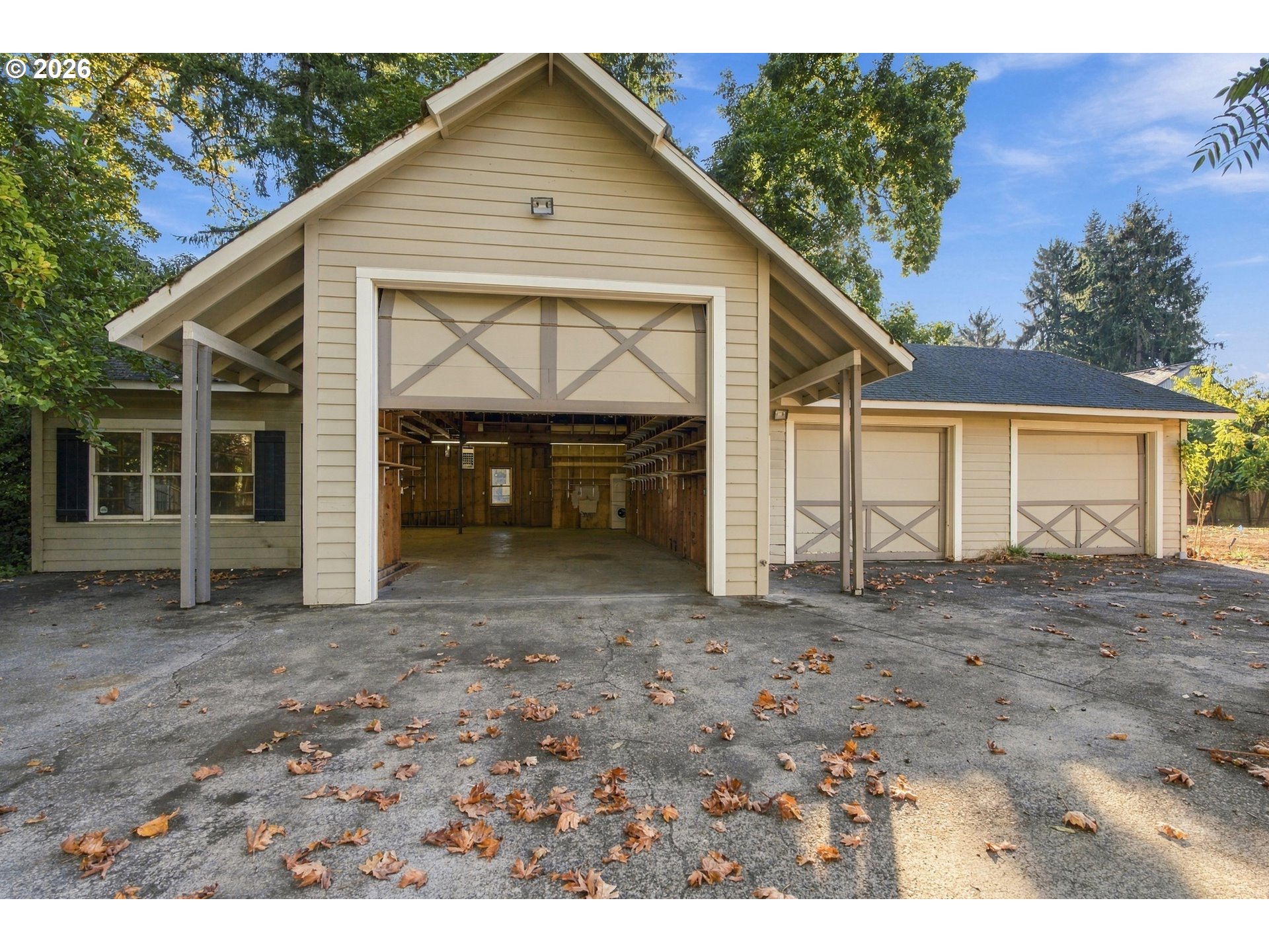 1610 Cal Young Rd Property Photo 42