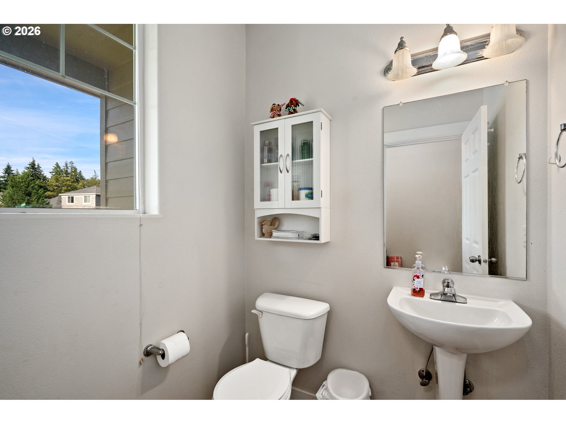 19230 Sw Rosedale Ct Property Photo 5