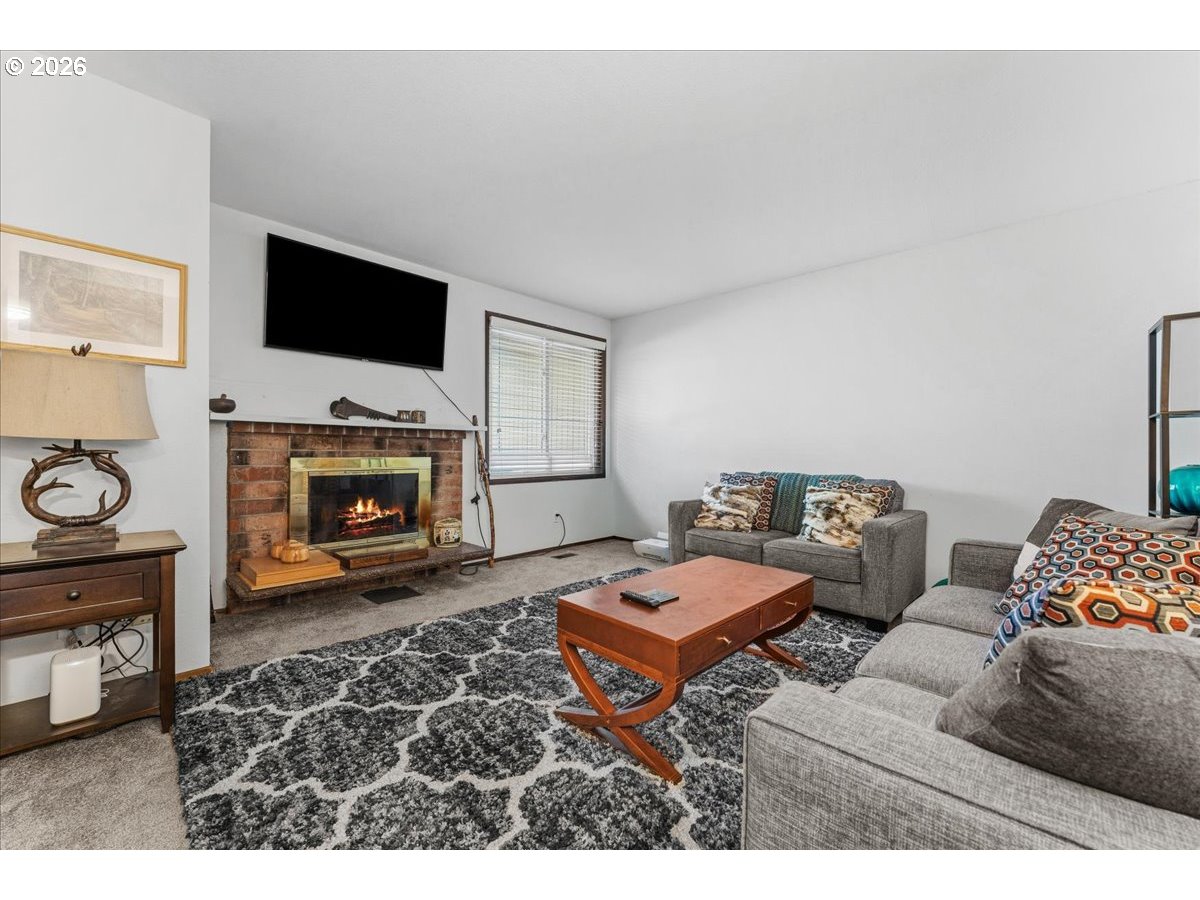 18040 Sw Salix Ridge St Property Photo 4