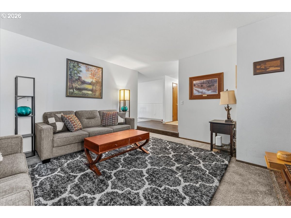 18040 Sw Salix Ridge St Property Photo 7