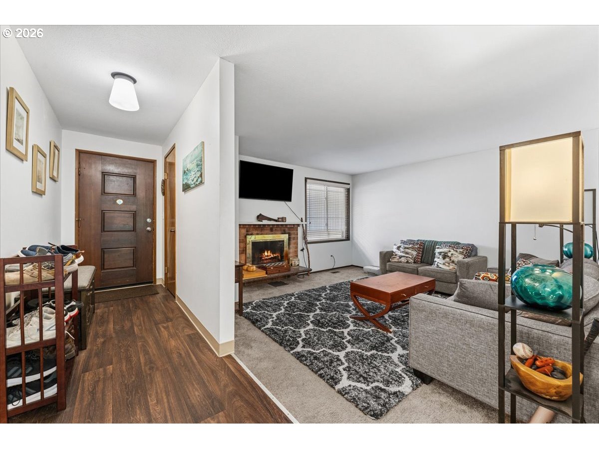 18040 Sw Salix Ridge St Property Photo 8