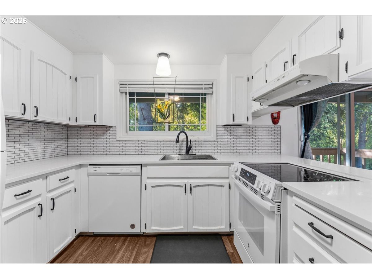 18040 Sw Salix Ridge St Property Photo 12
