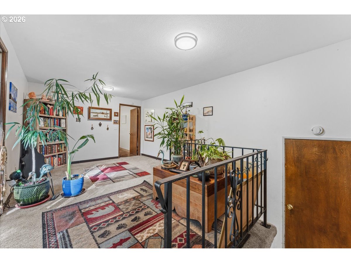 18040 Sw Salix Ridge St Property Photo 14