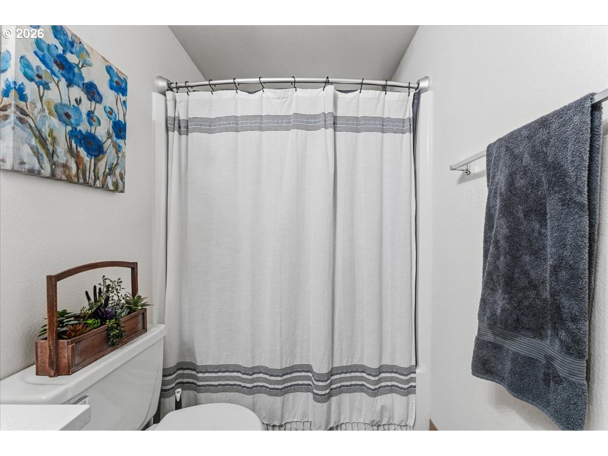 18040 Sw Salix Ridge St Property Photo 22