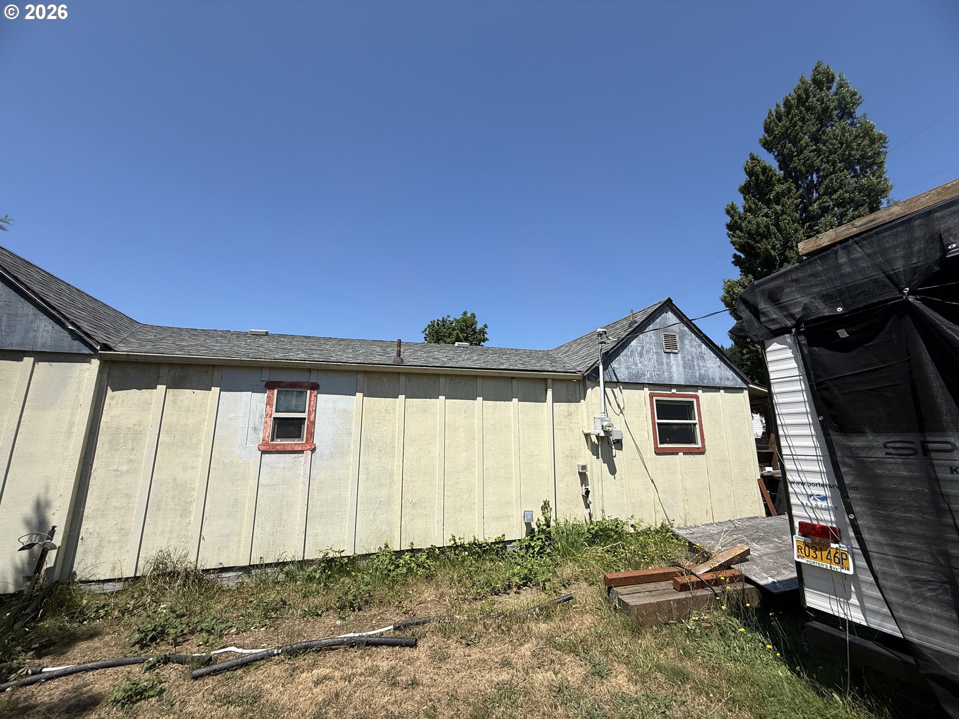 140 Poplar St Property Photo 10