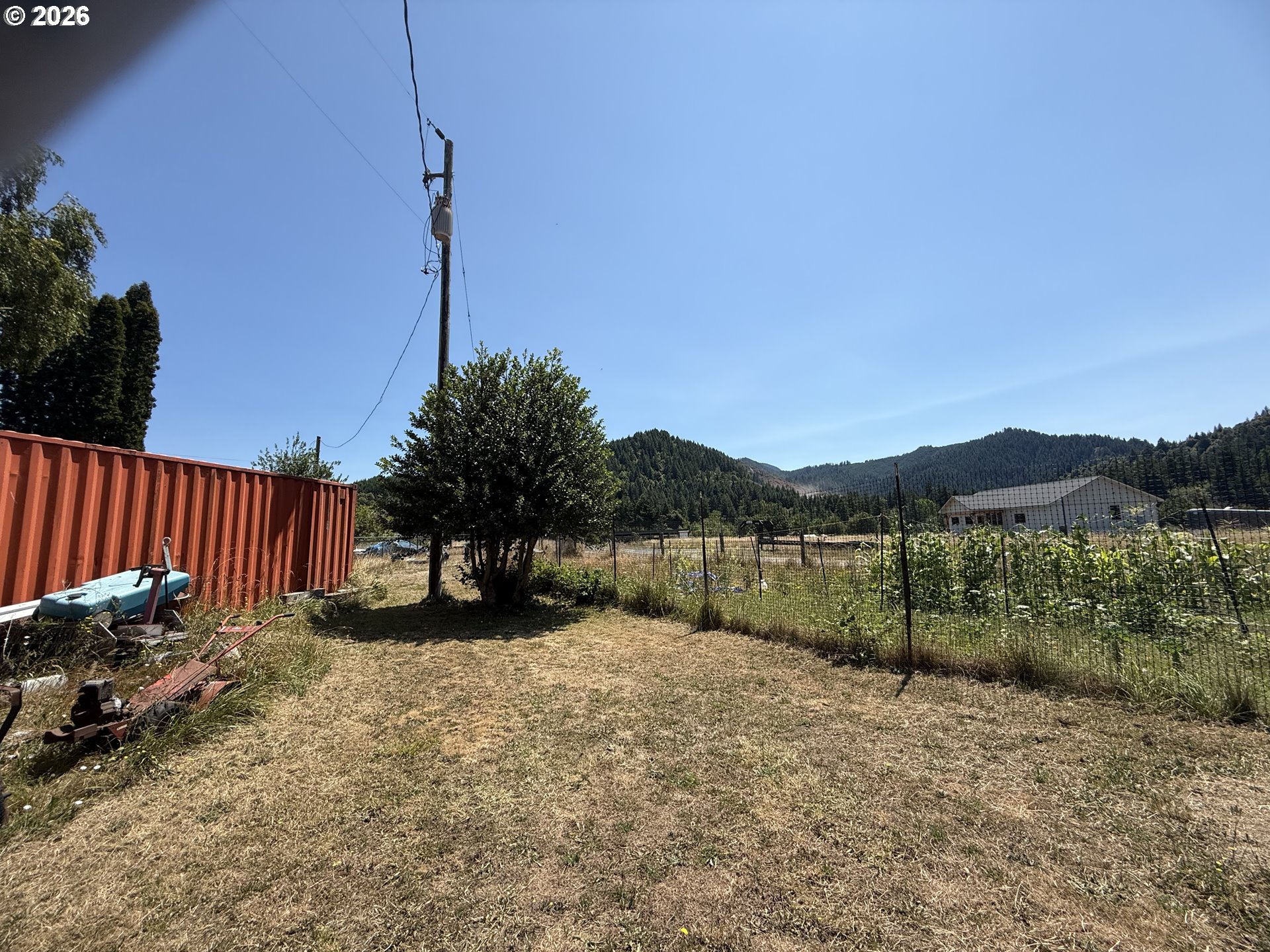 140 Poplar St Property Photo 15