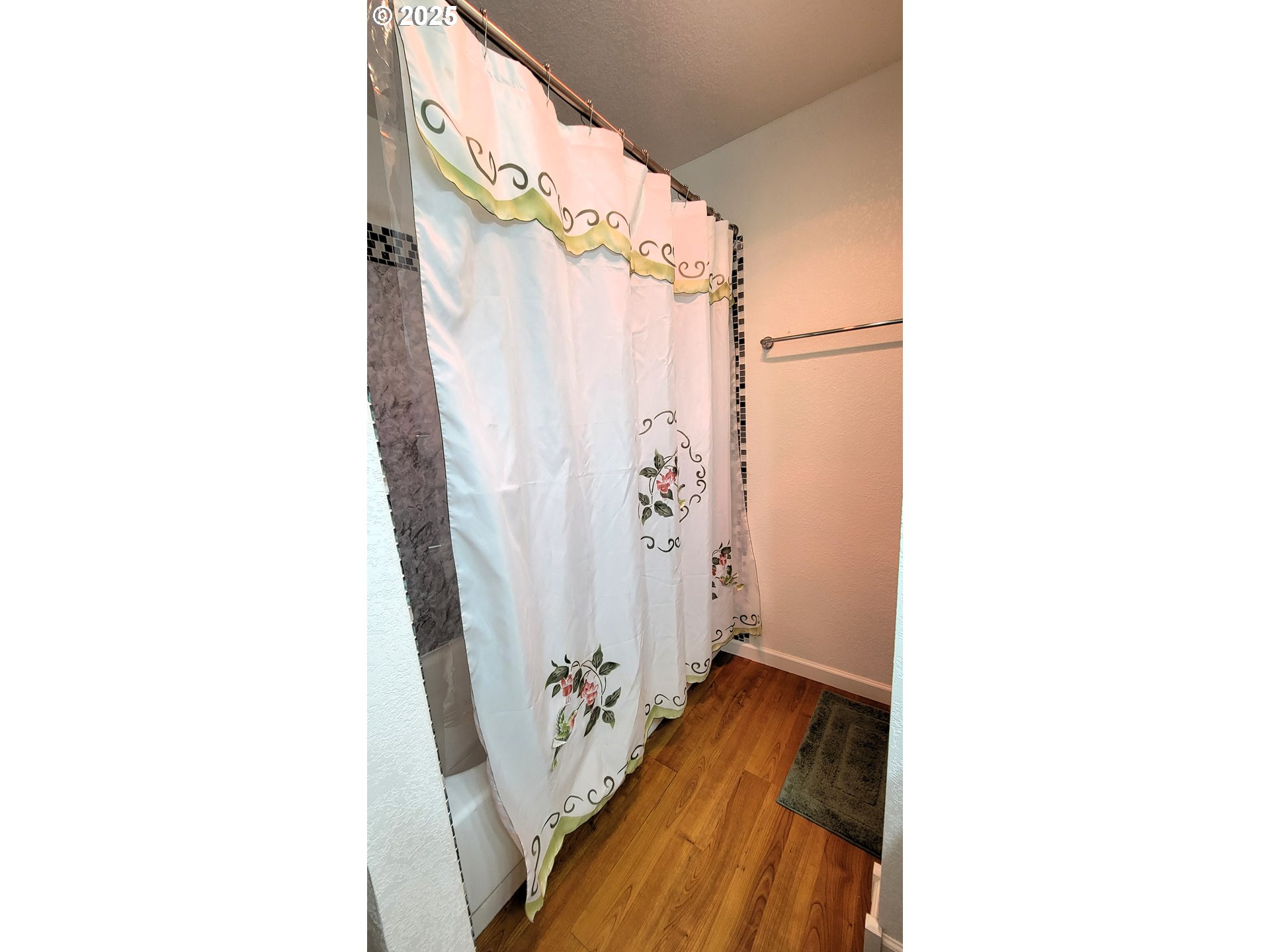 296 Woodridge Dr Property Photo 22