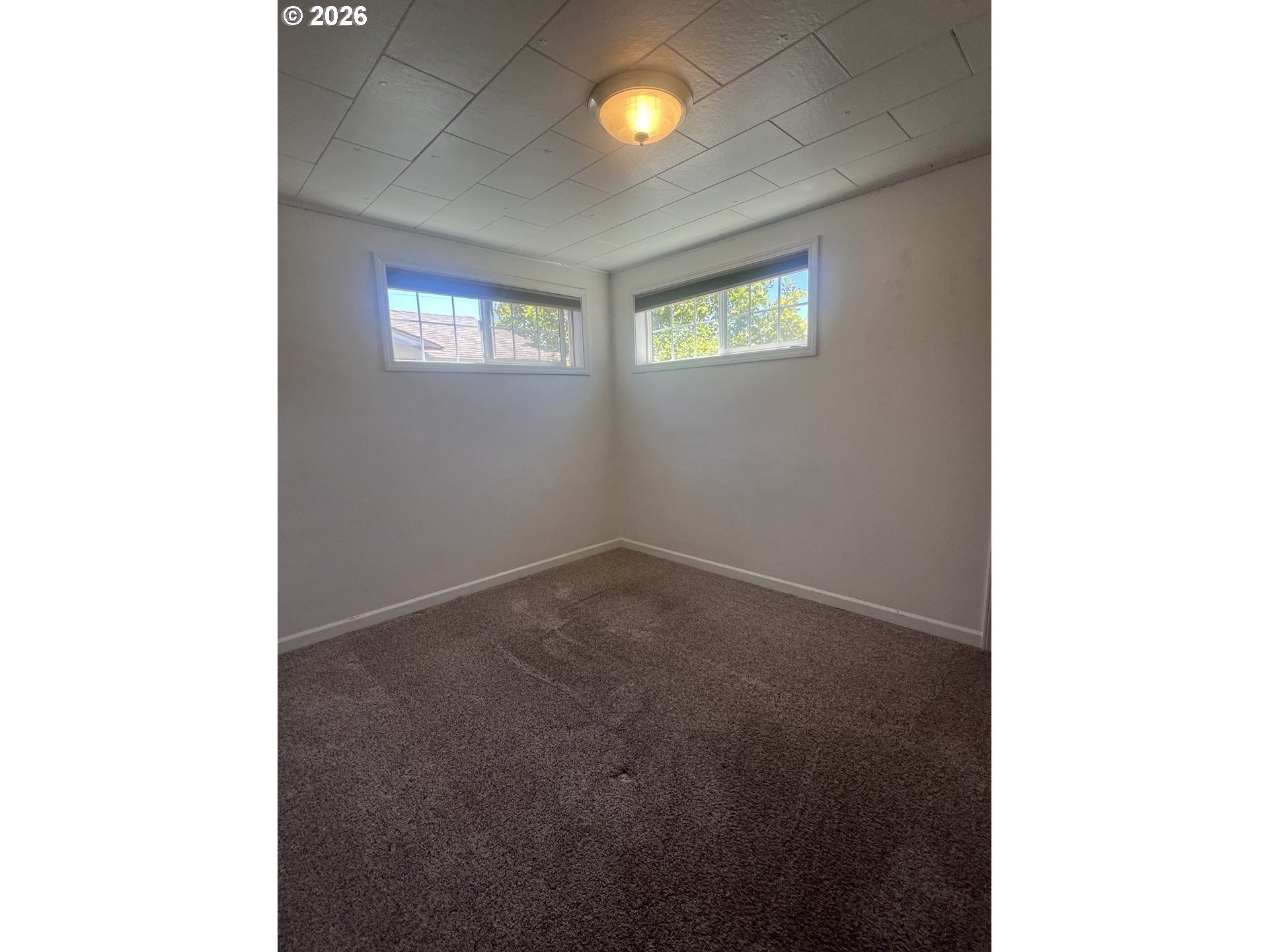 2035 Cedar Ave Property Photo 15
