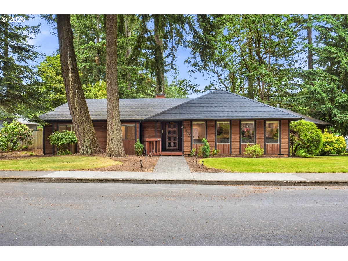 4580 Patriot Ct Se Property Photo 1
