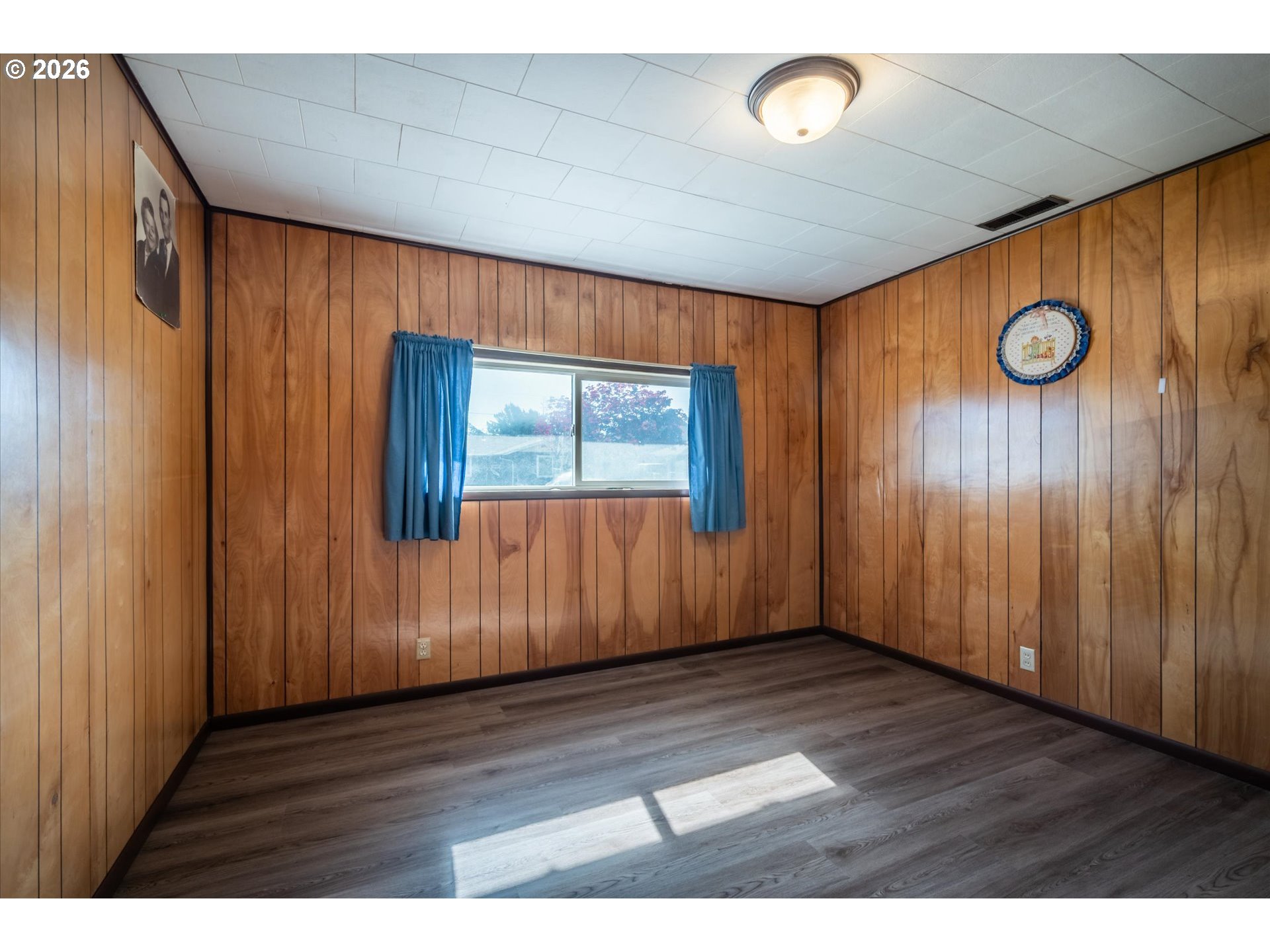 1726 Johnson St Property Photo 7