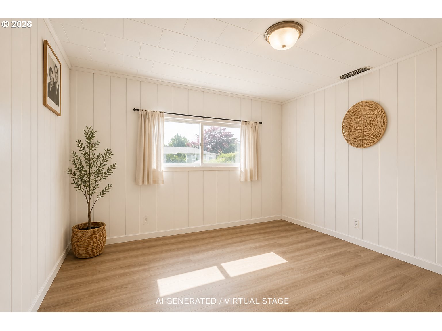 1726 Johnson St Property Photo 8