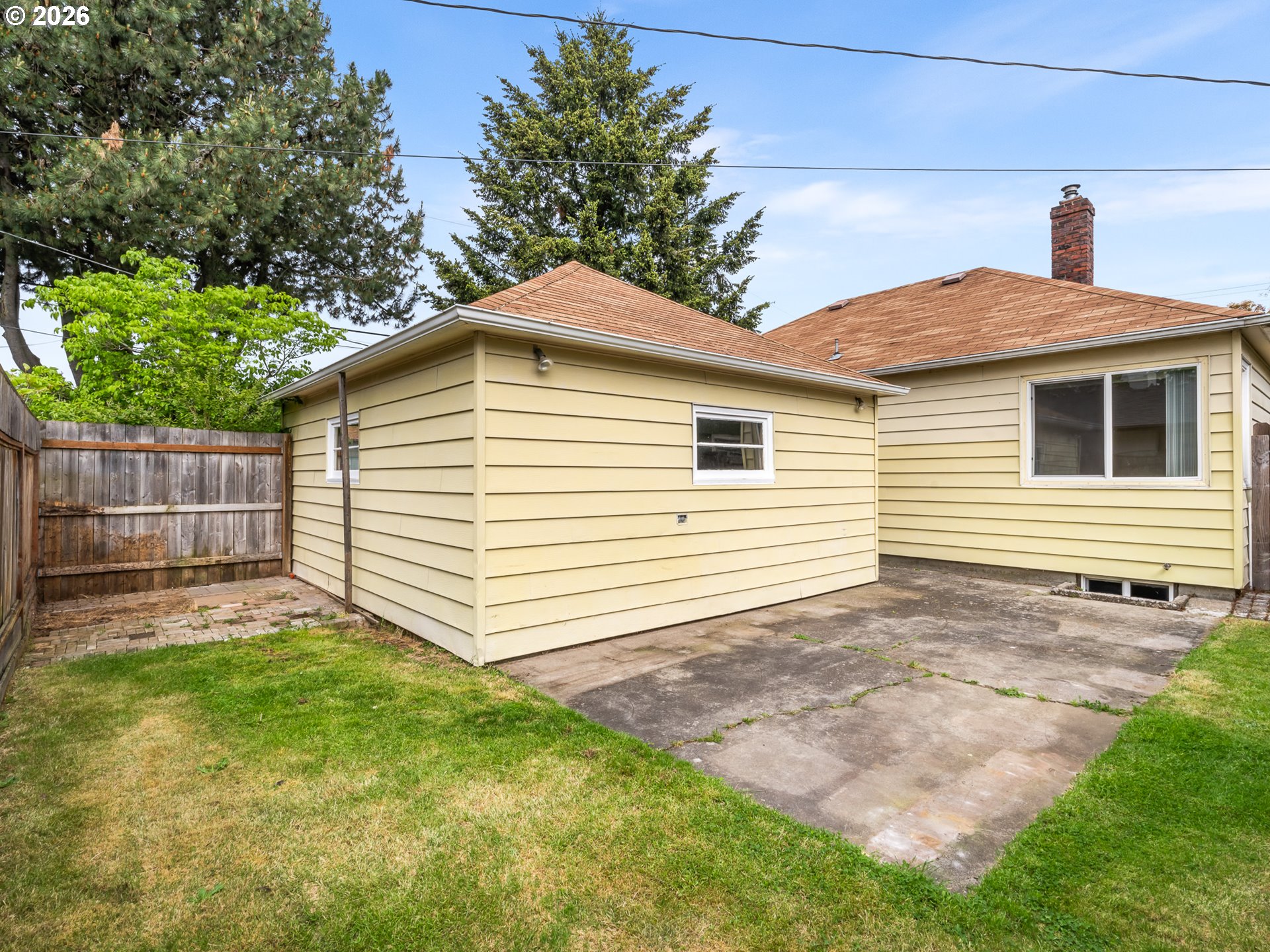 2040 N Rosa Parks Way Property Photo 17
