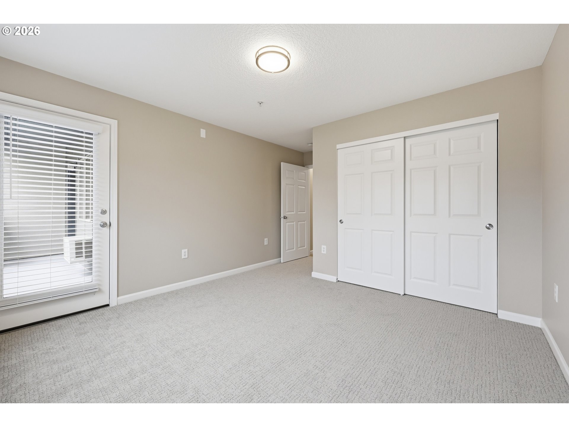 318 Ne Roberts Ave 203 Property Photo 16