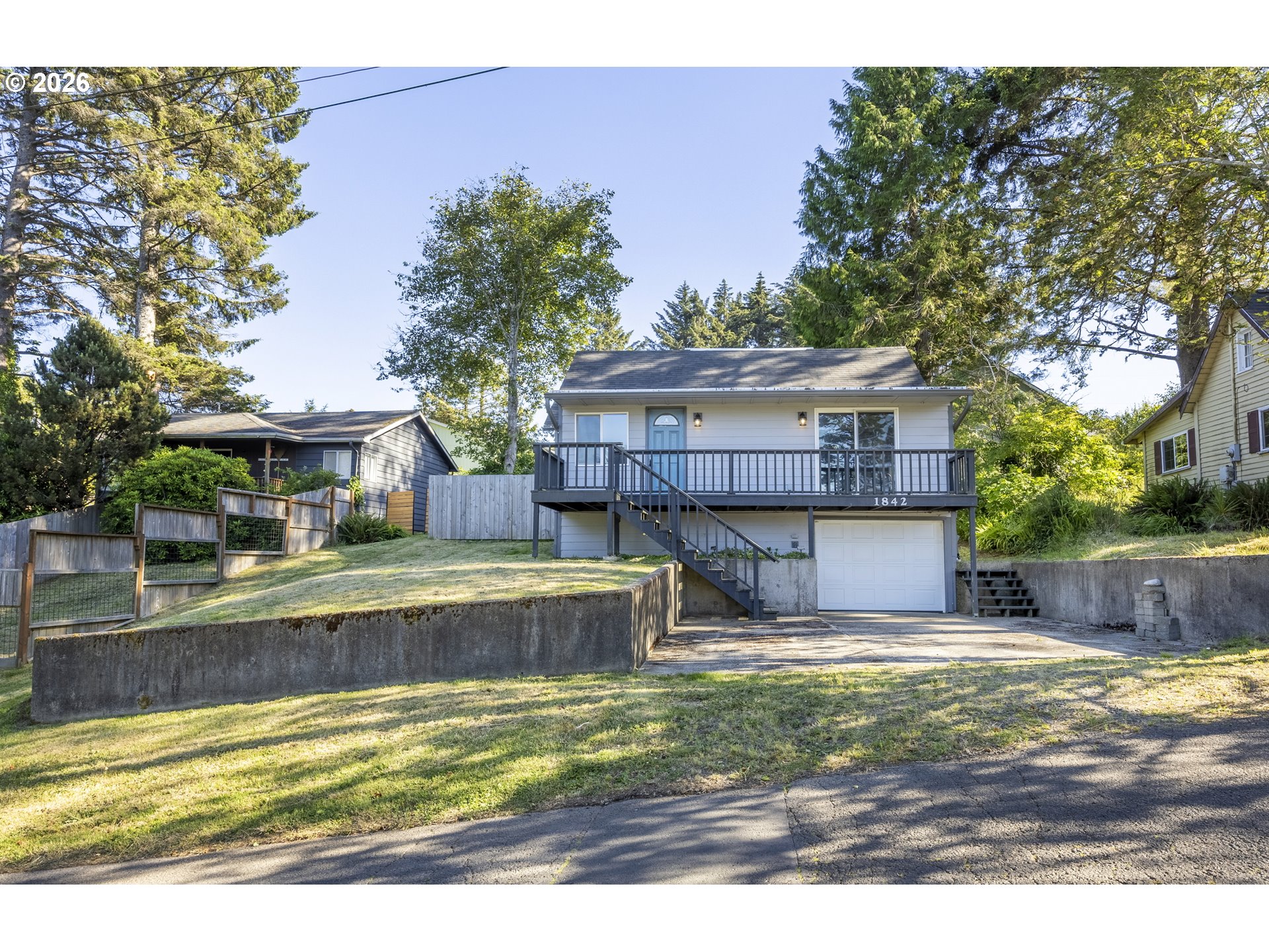1842 Ne 19th St Property Photo 1