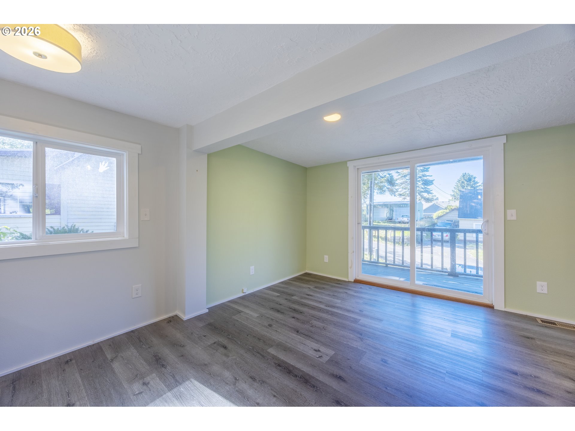 1842 Ne 19th St Property Photo 10
