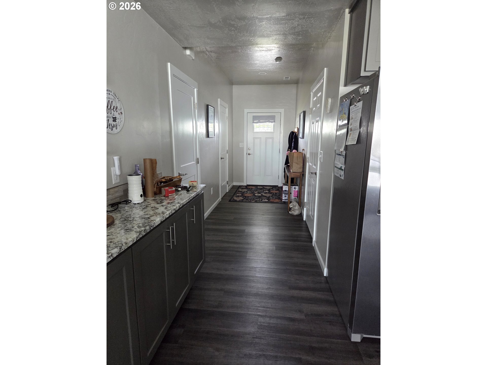 560 Park Springs Ave Property Photo 4