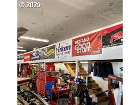 711 Spruce St Property Photo 22
