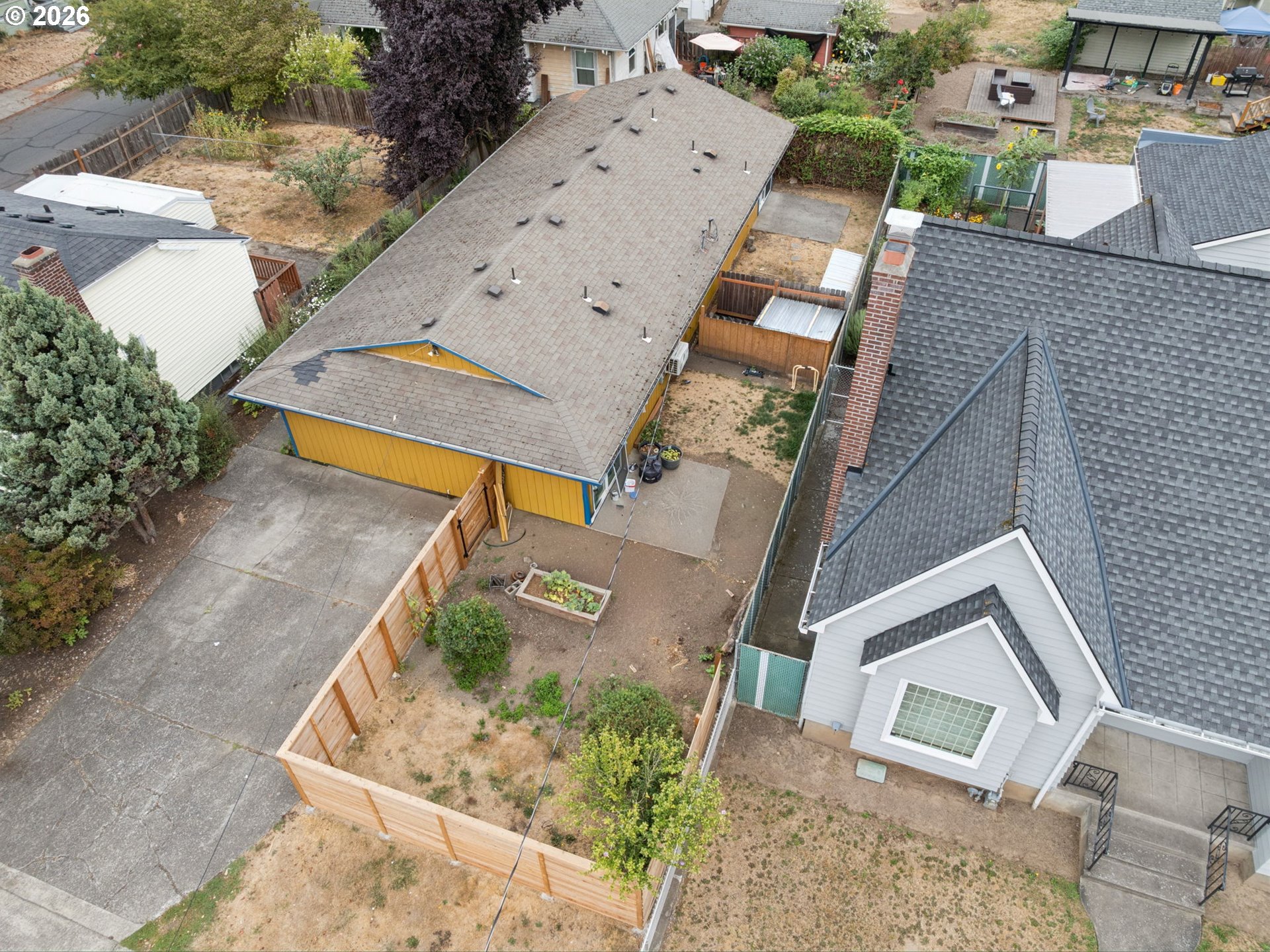 7322 N Albina Ave Property Photo 2