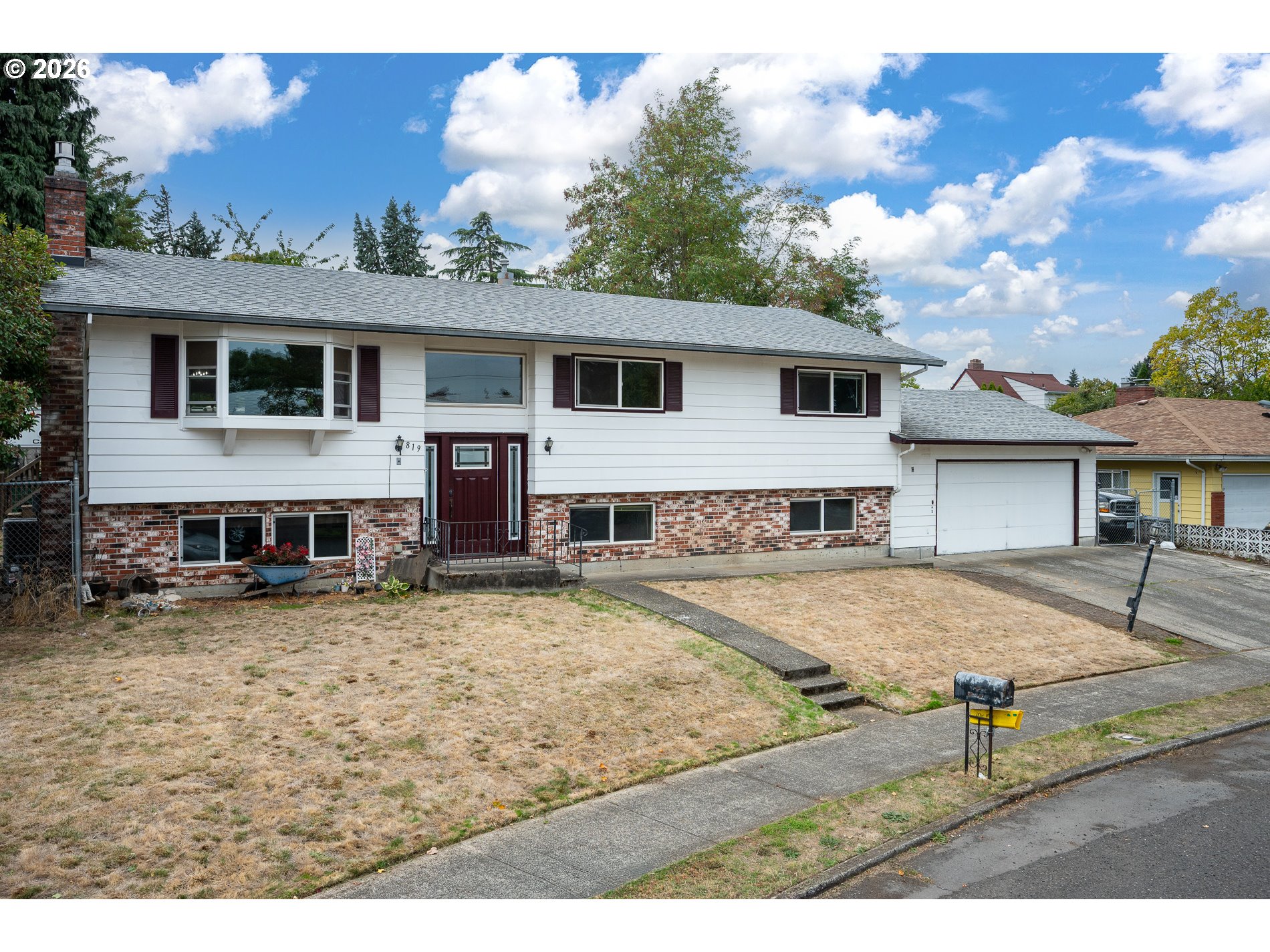 819 Se 136th Ave Property Photo 1