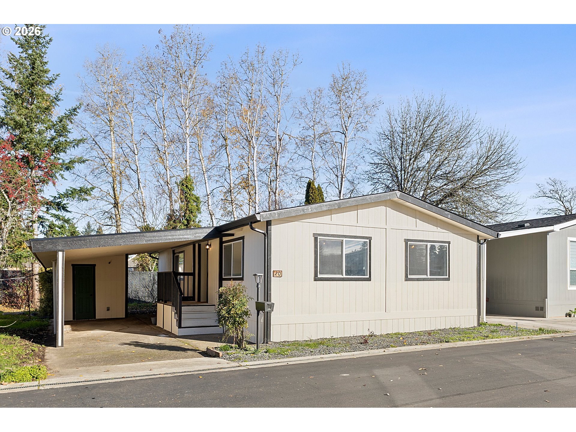 1901 Se Minter Bridge Rd 20 Property Photo 1