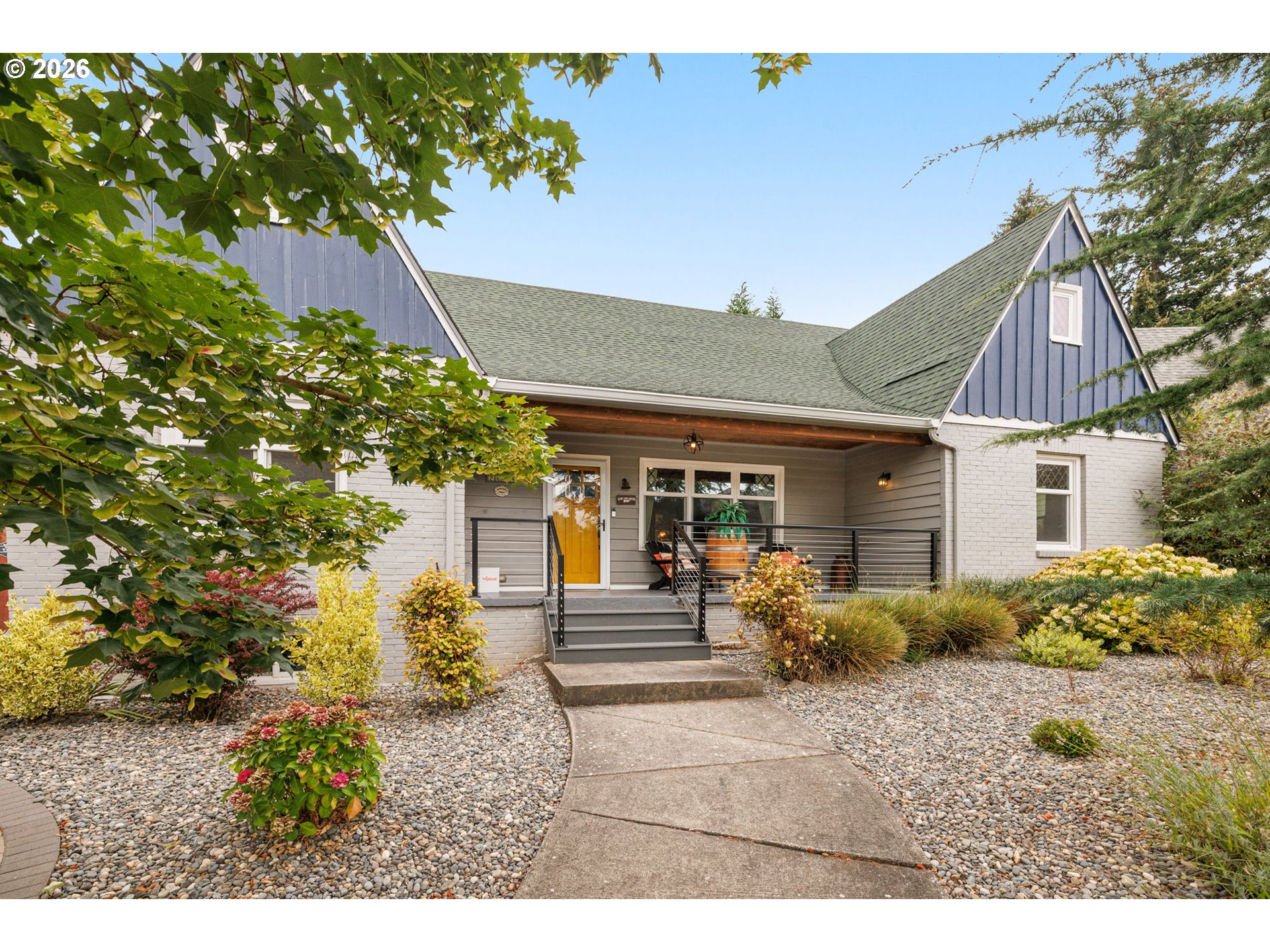 2604 NE 50TH CIR Property Photo 1