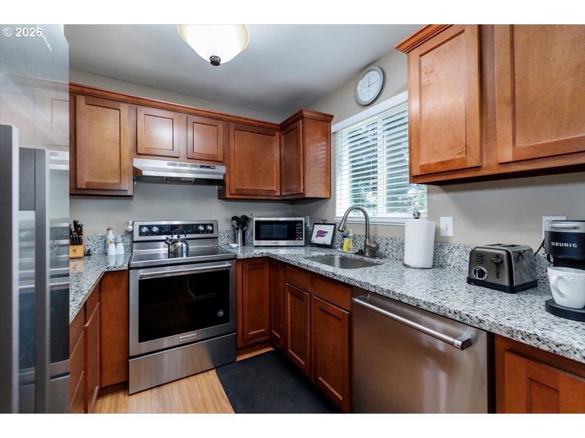 28740 Sw Parkway Ave Property Photo 9
