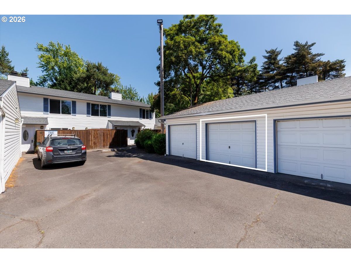 28740 Sw Parkway Ave Property Photo 21