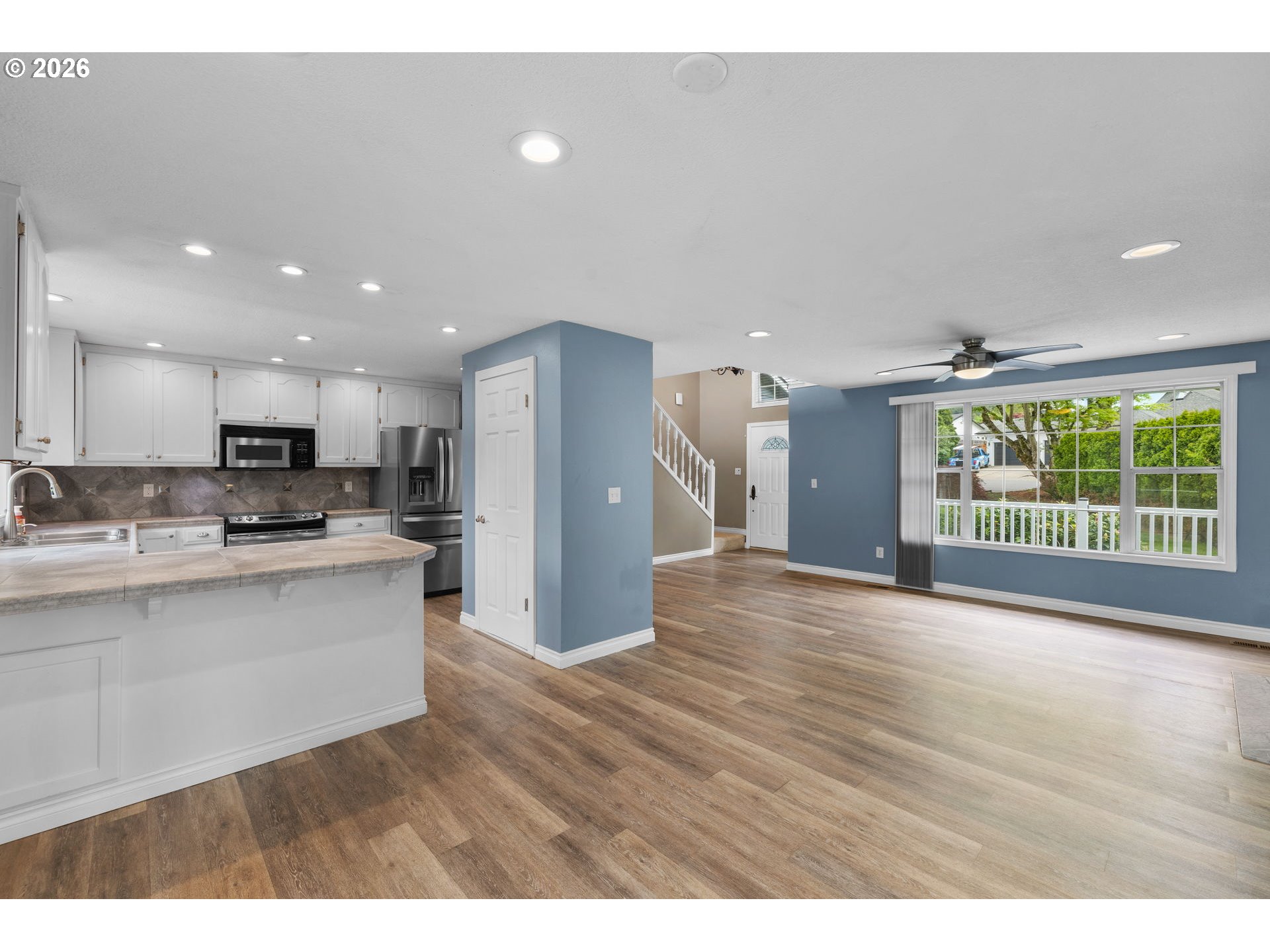 1730 Regency St Property Photo 13