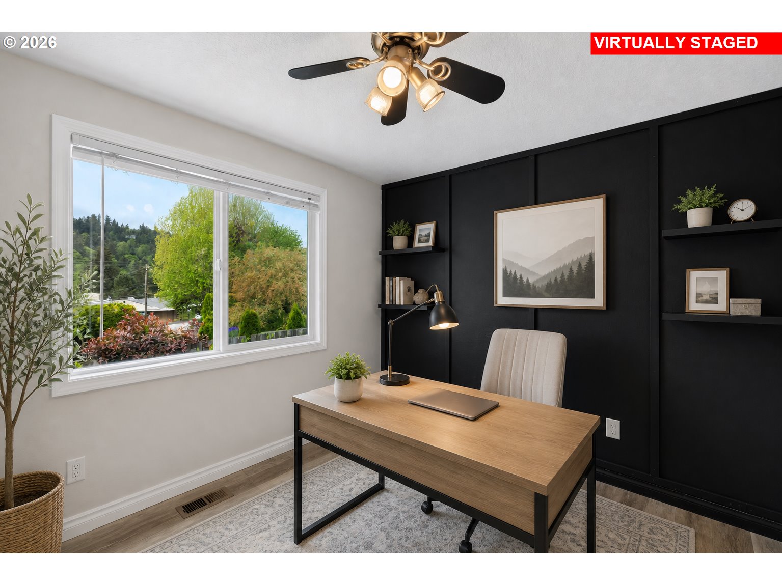 1730 Regency St Property Photo 20