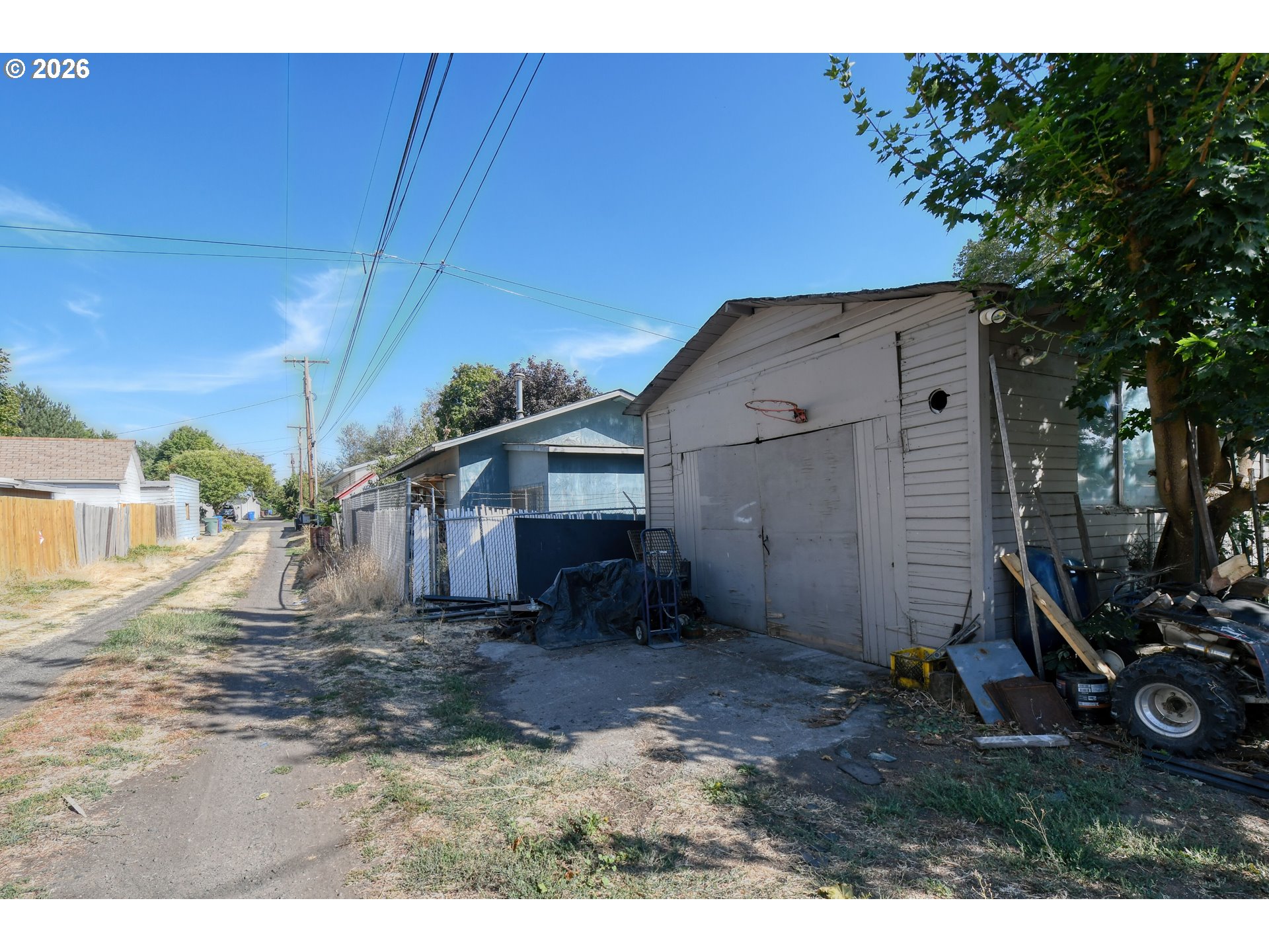 323 E Van Buren St Property Photo 30