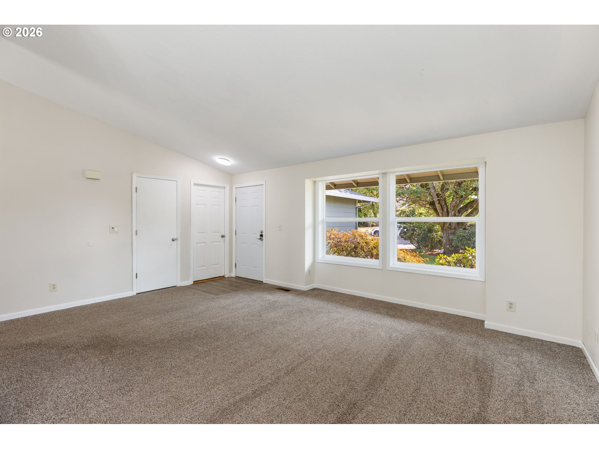 1480 S Alpine St Property Photo 4