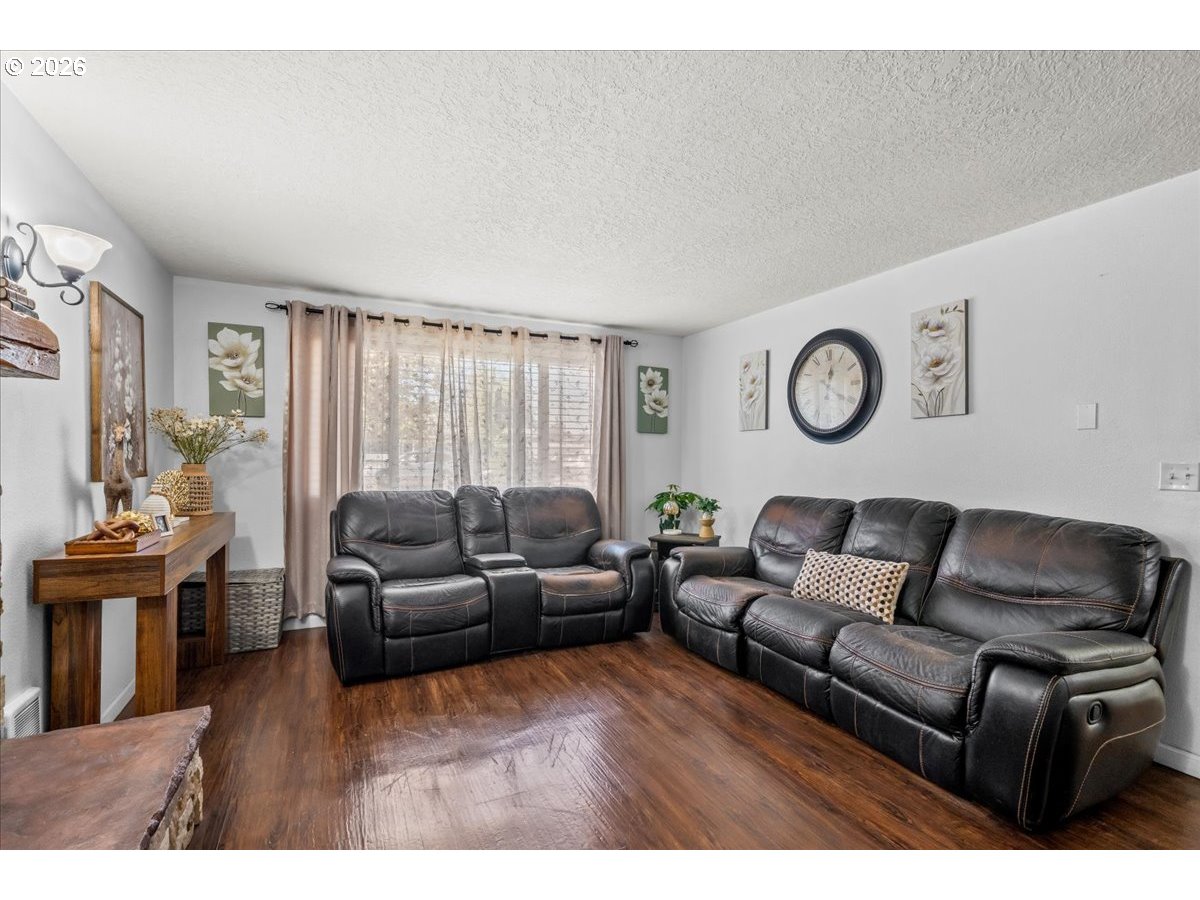 2439 A St Property Photo 10