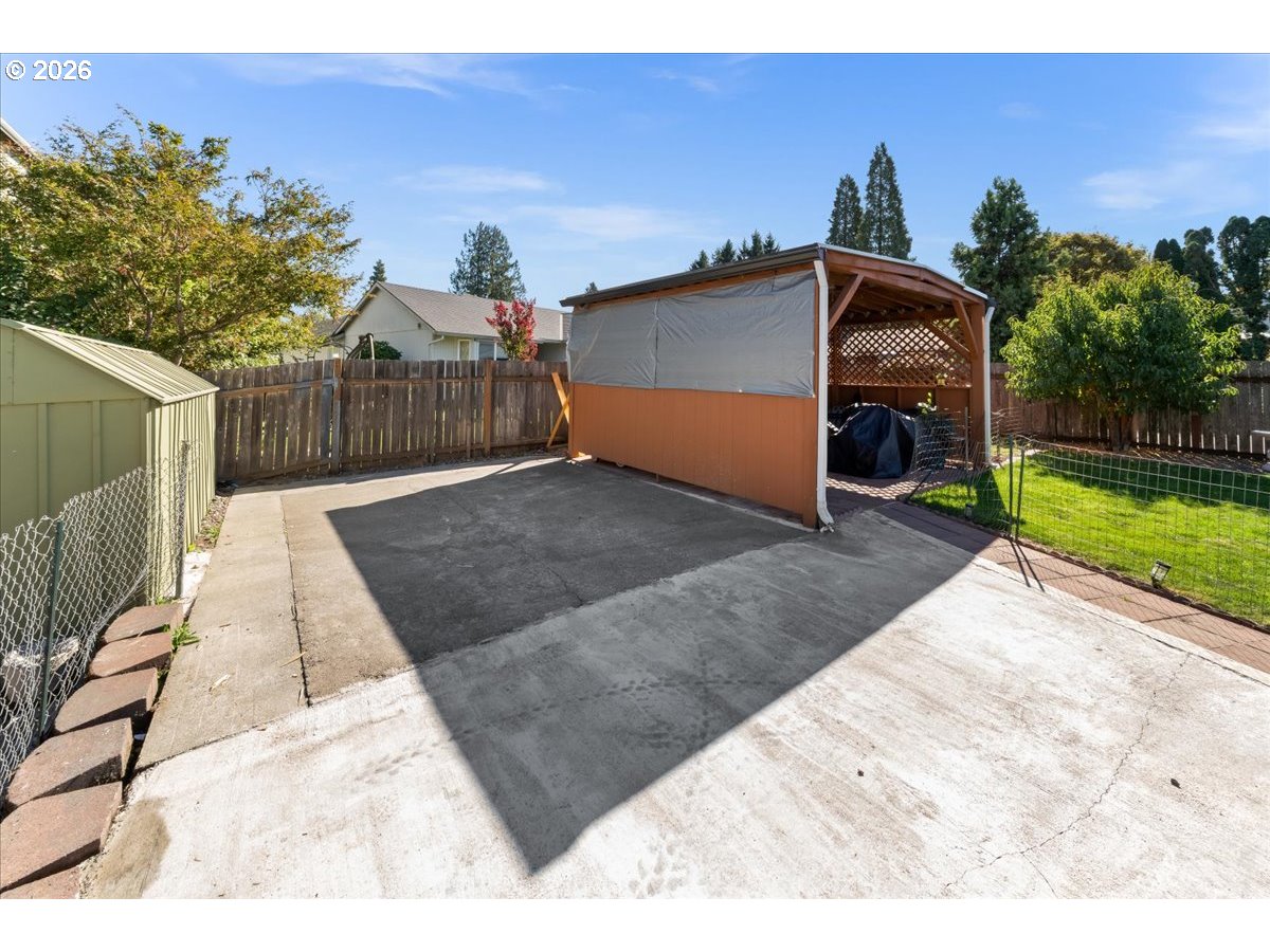 2439 A St Property Photo 27