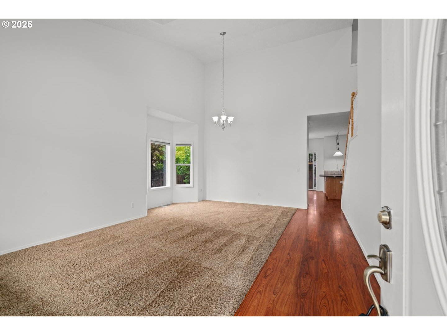 1753 Nw Wonderview Ave Property Photo 3