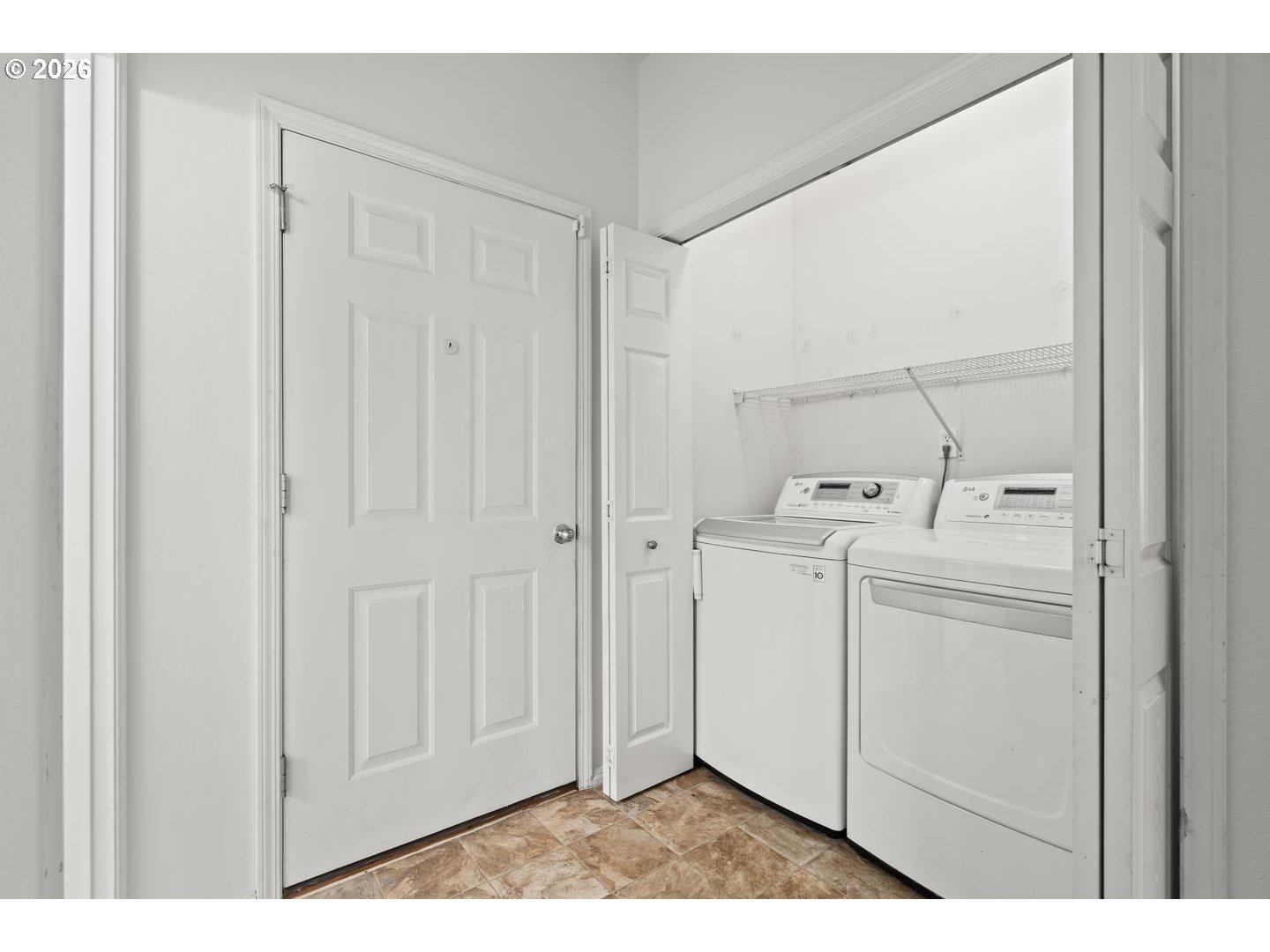 1753 Nw Wonderview Ave Property Photo 18