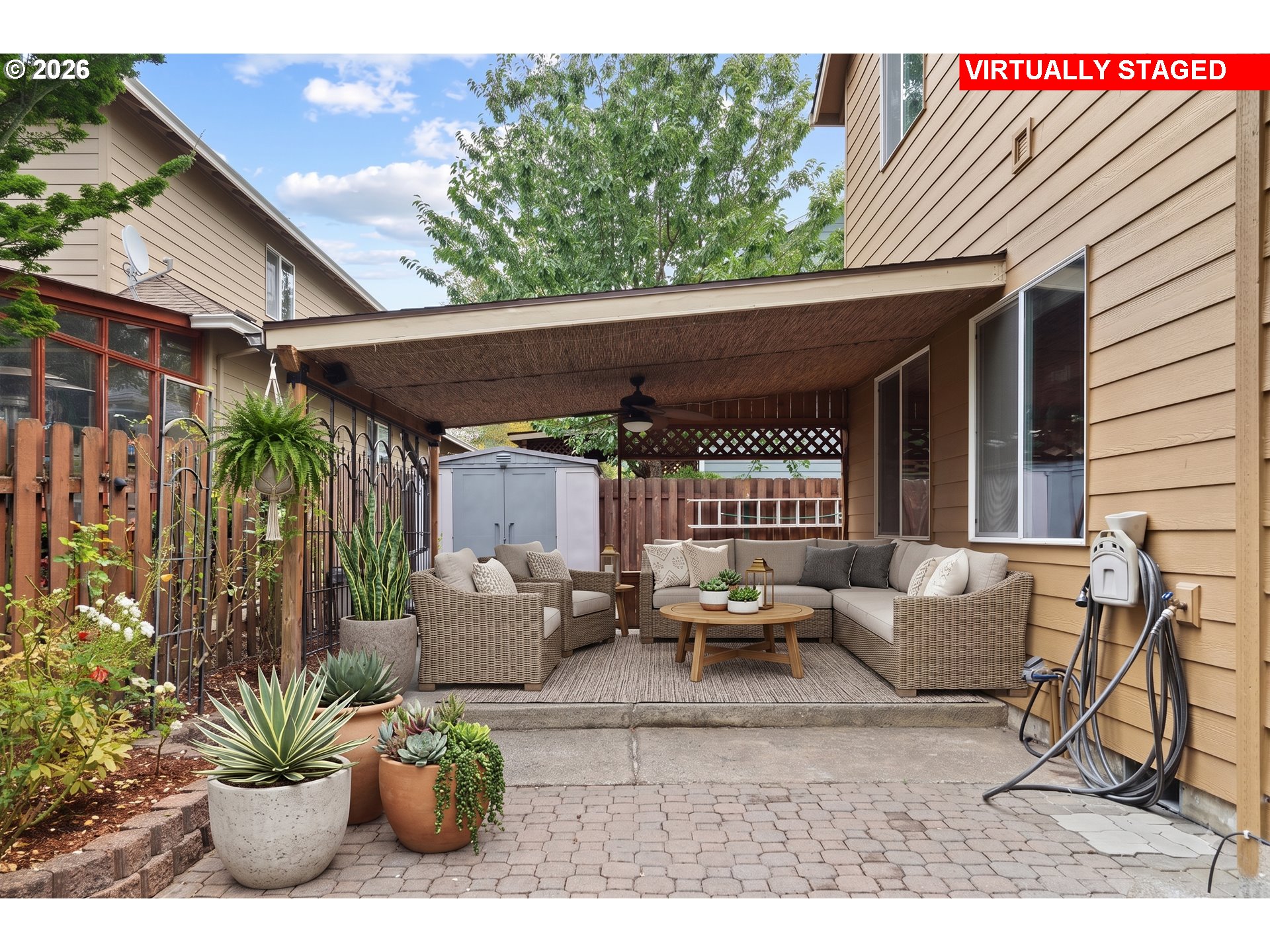 1753 Nw Wonderview Ave Property Photo 41