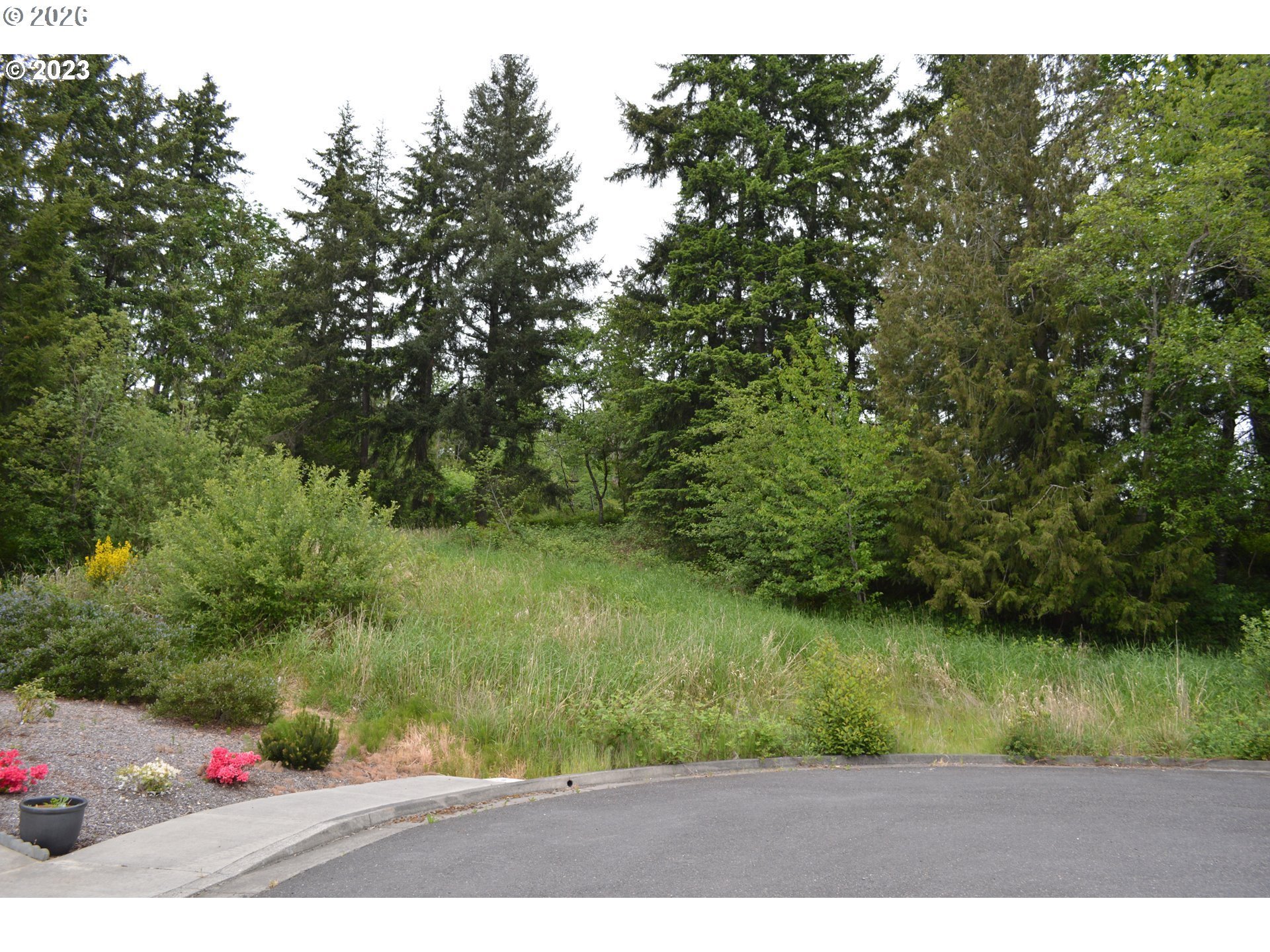 Richards DR 8 Property Photo 1