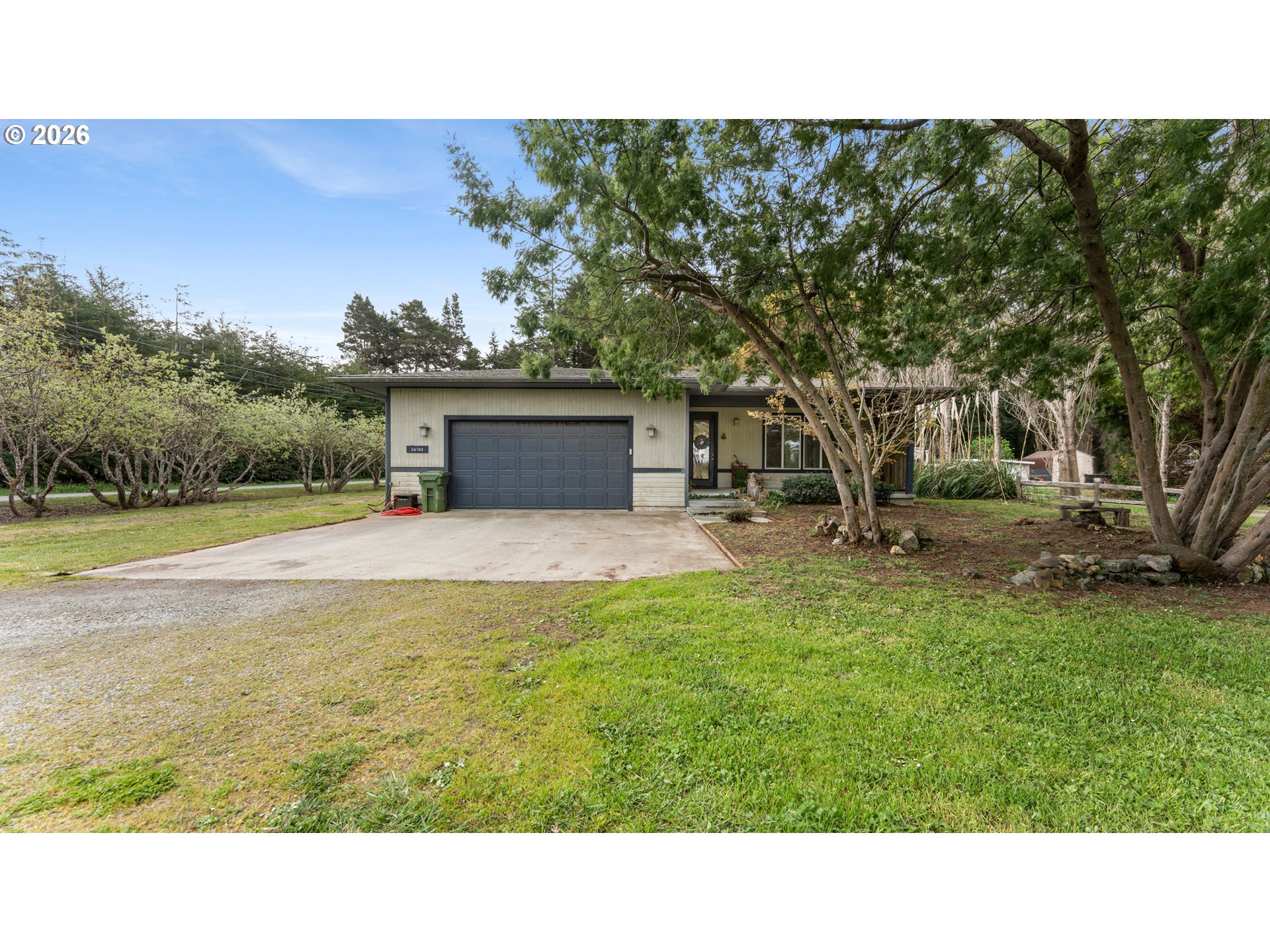 56100 Spring Creek Rd Property Photo 3