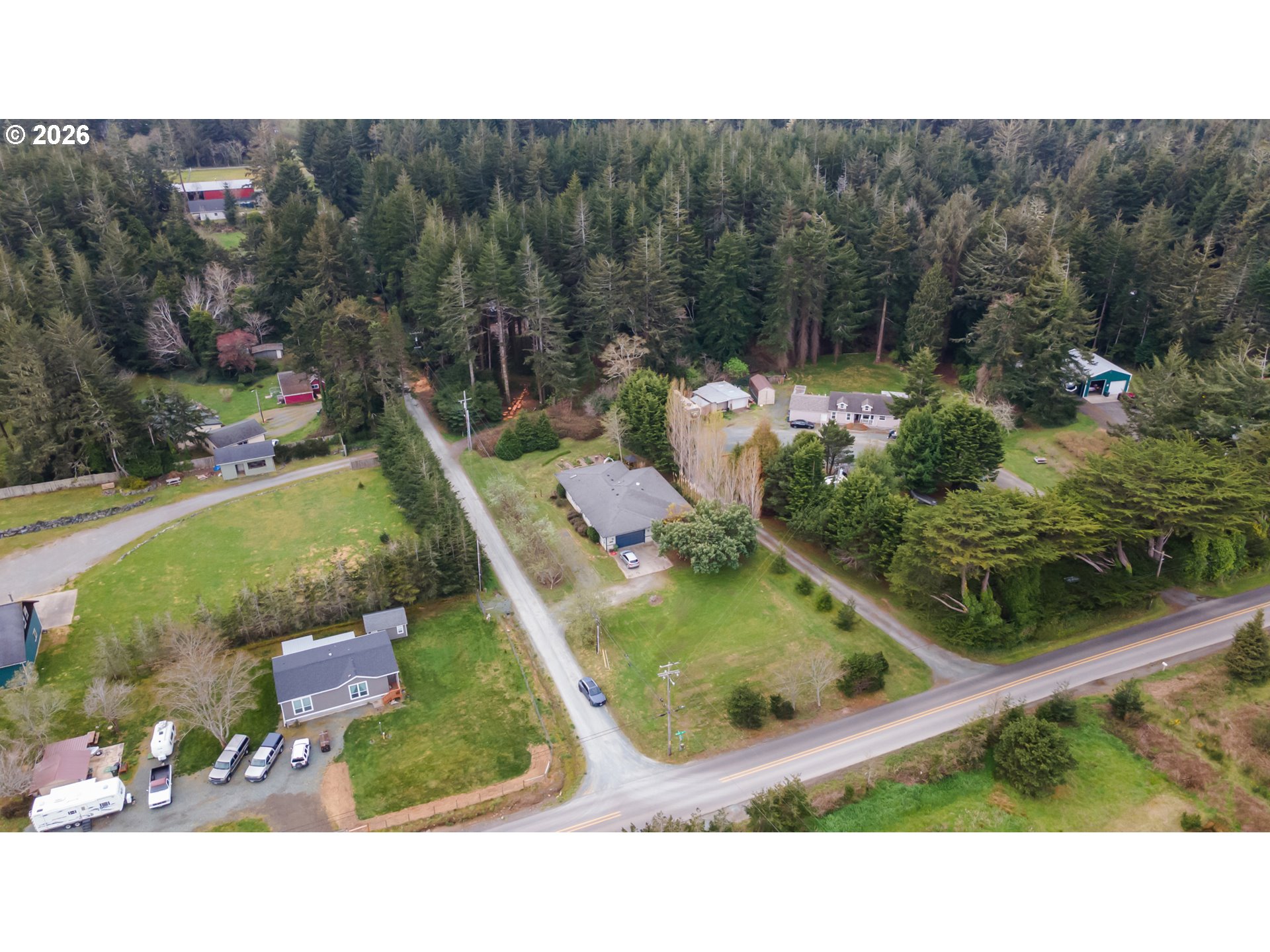 56100 Spring Creek Rd Property Photo 4