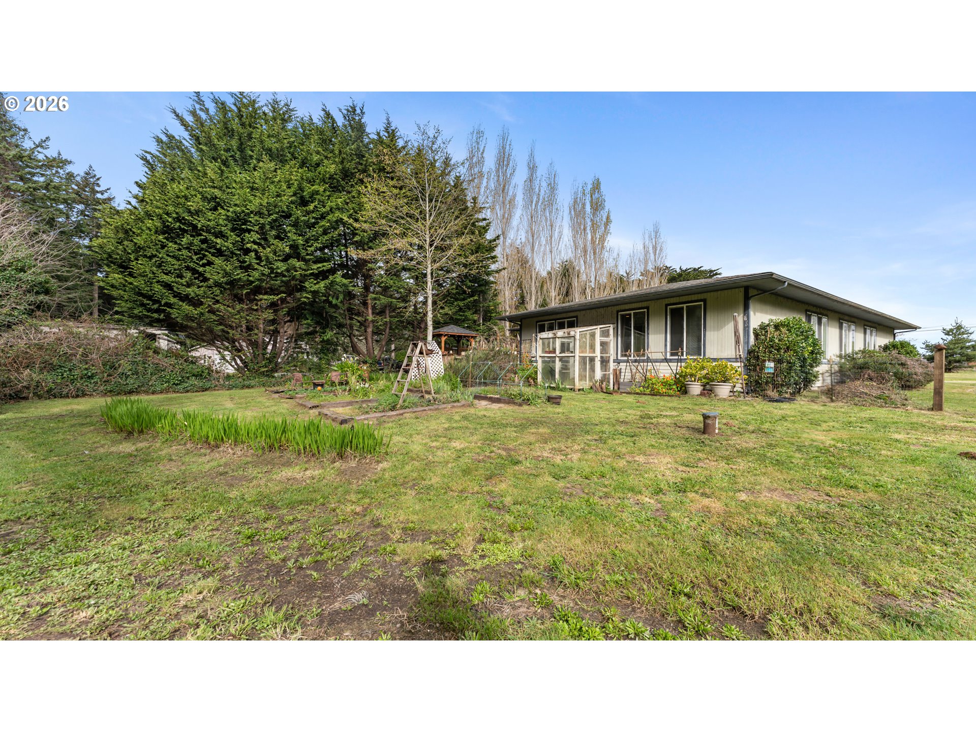 56100 Spring Creek Rd Property Photo 36