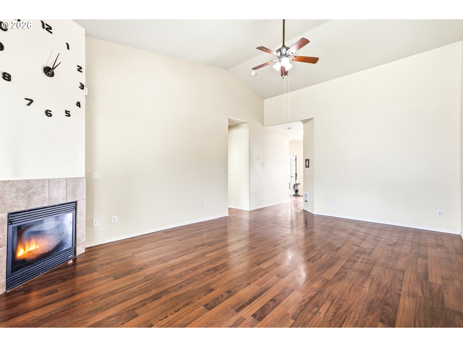 90 Glengate Loop Property Photo 8