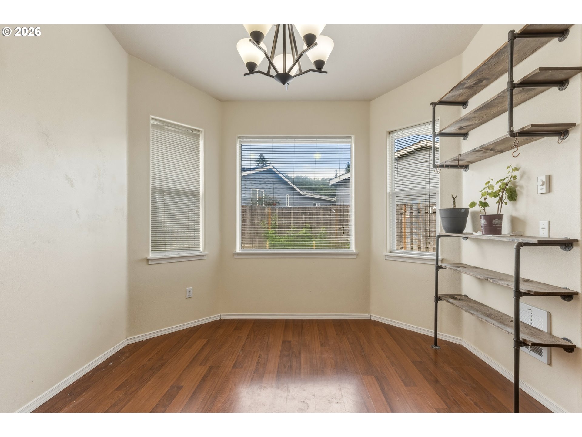 90 Glengate Loop Property Photo 9