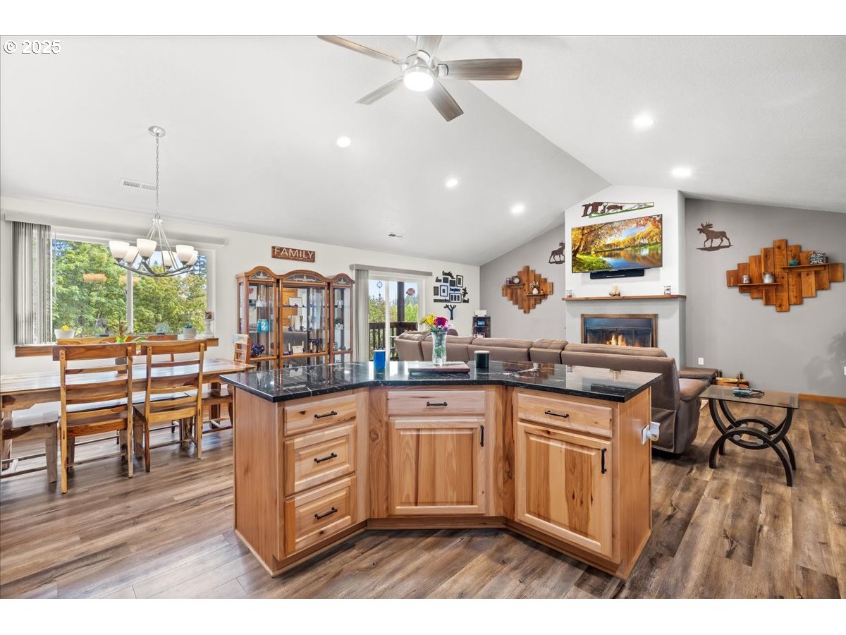 15502 Nw Old Pumpkin Ridge Rd Property Photo 15