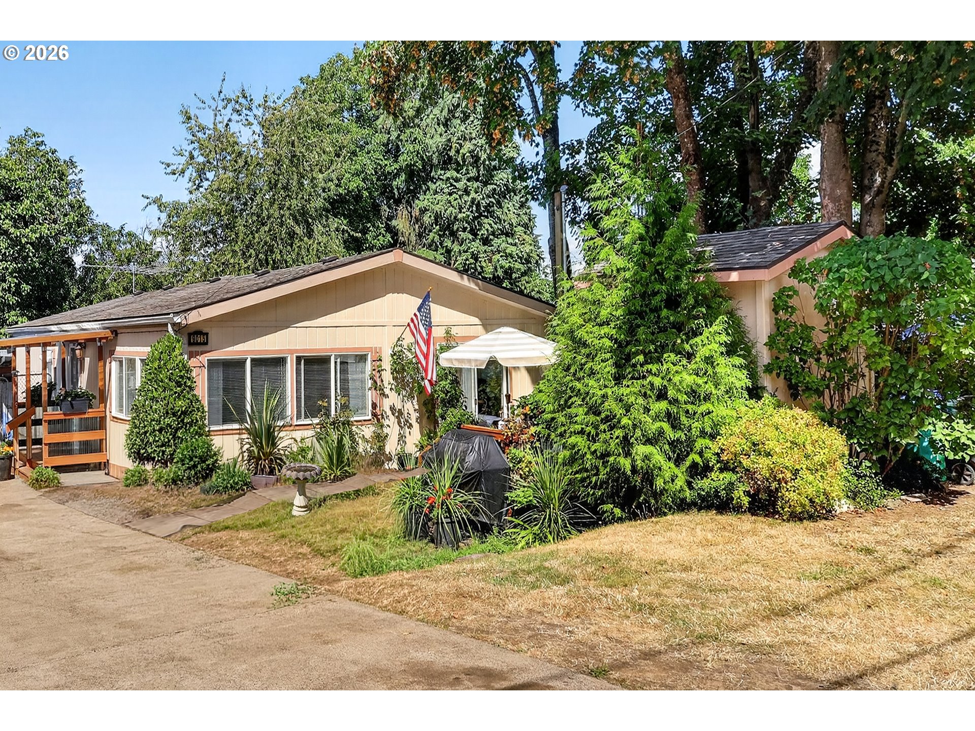9015 Ne Sumner St Property Photo 1