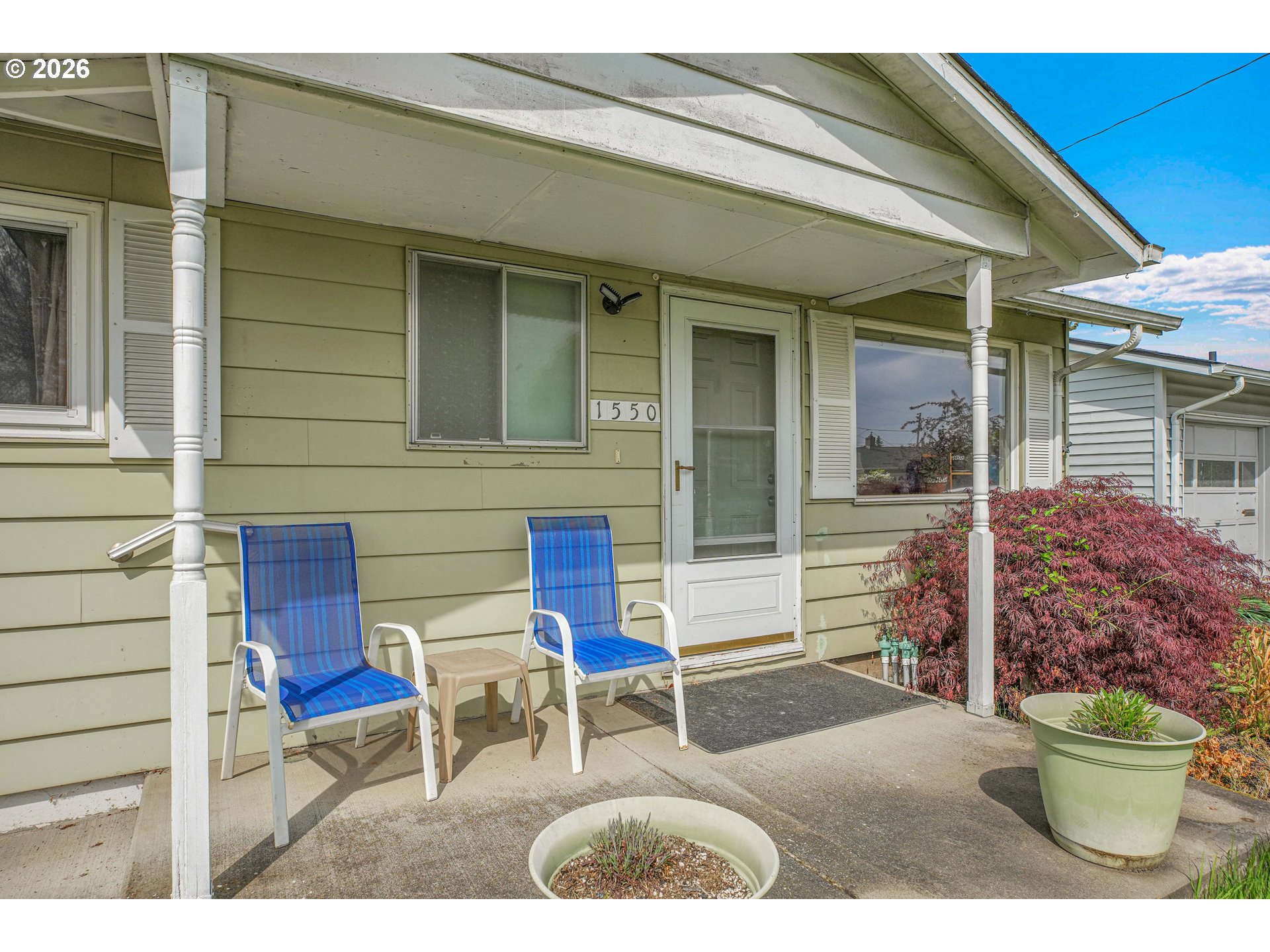 1550 Rainier Rd Property Photo 2