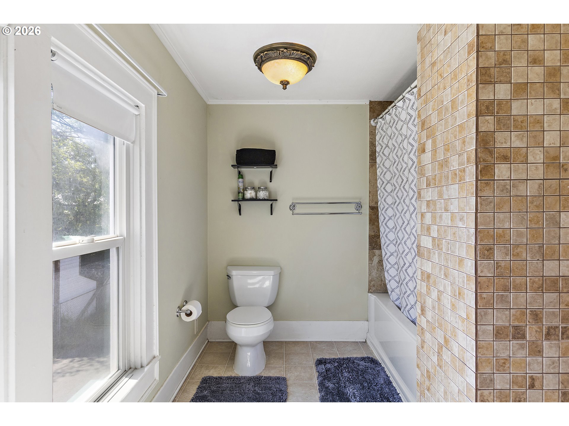 1550 East Ave Ne Property Photo 22