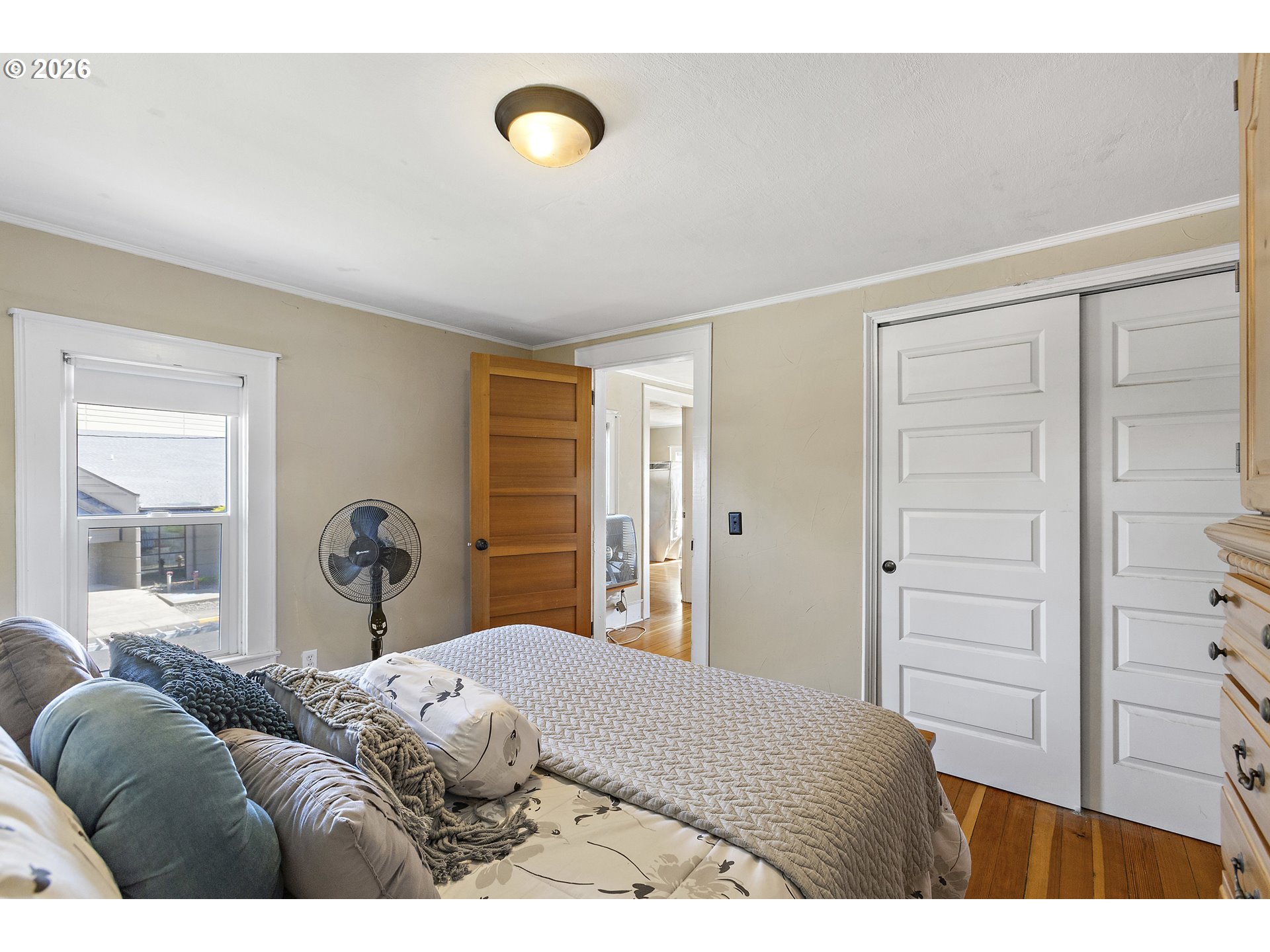 1550 East Ave Ne Property Photo 25